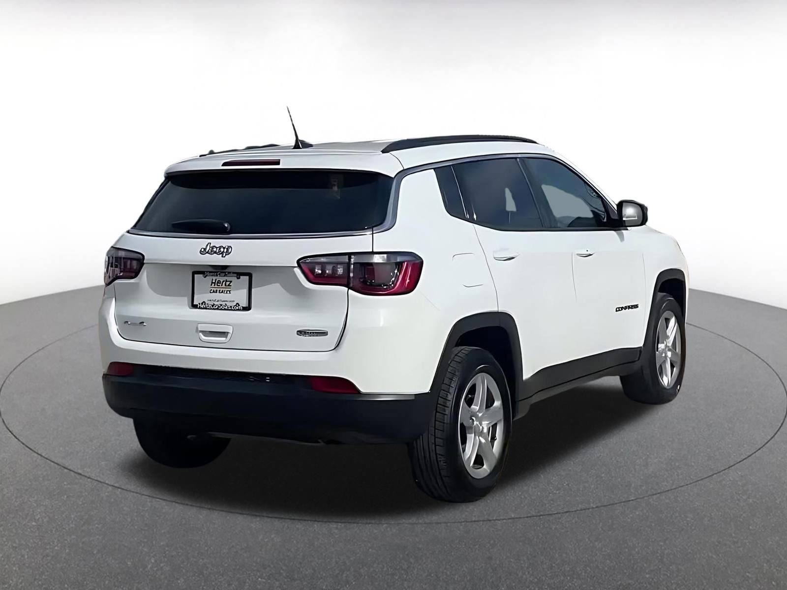 Thumbnail: 2023 Jeep Compass - 14