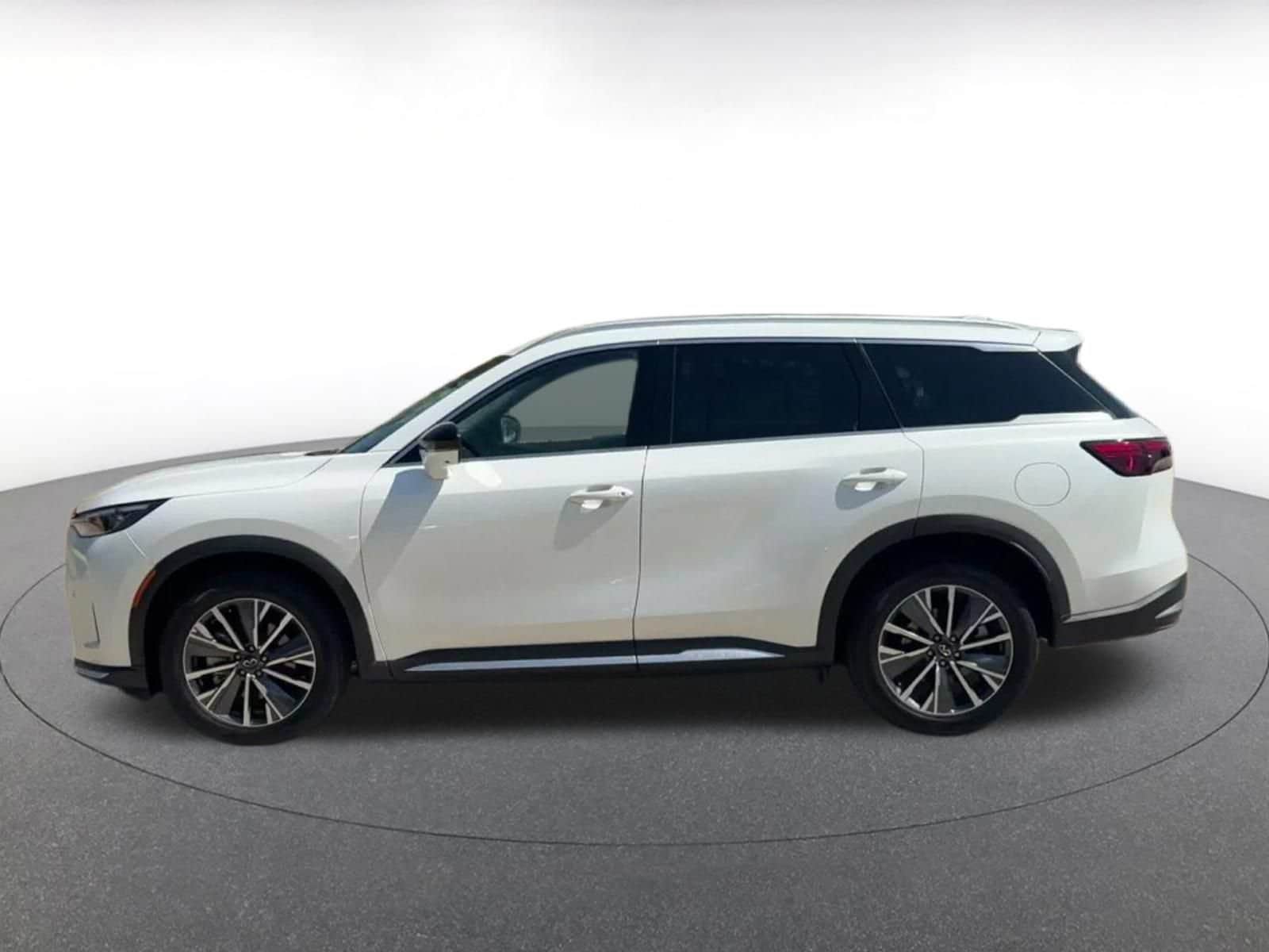 Thumbnail: 2026 INFINITI QX60 - 8