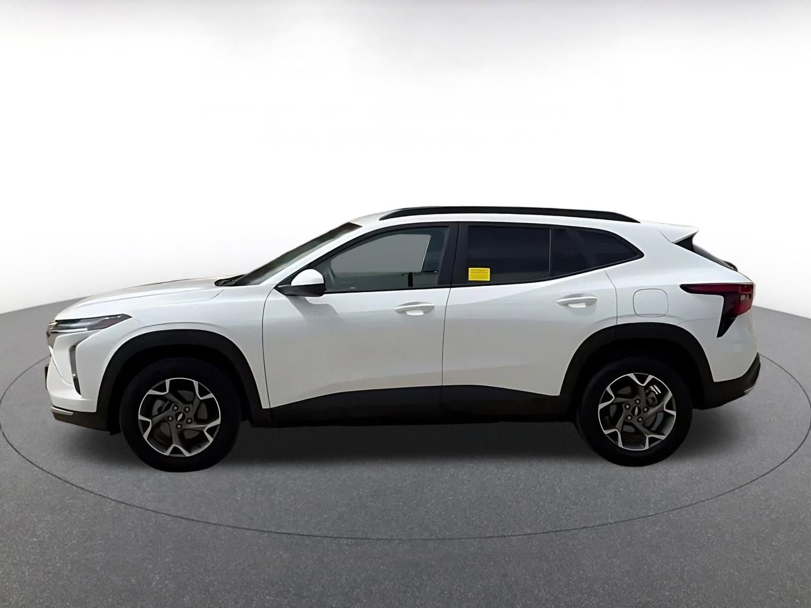 Thumbnail: 2025 Chevrolet Trax - 9