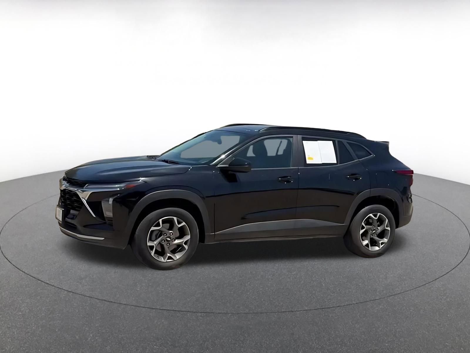 Thumbnail: 2025 Chevrolet Trax - 9