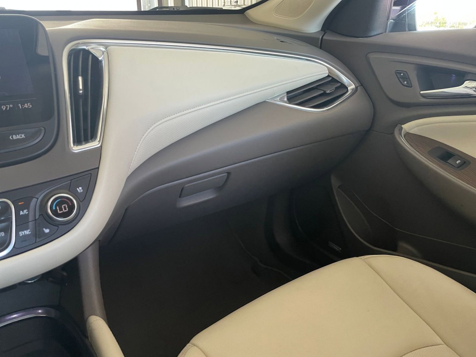 Thumbnail: 2024 Chevrolet Malibu - 33