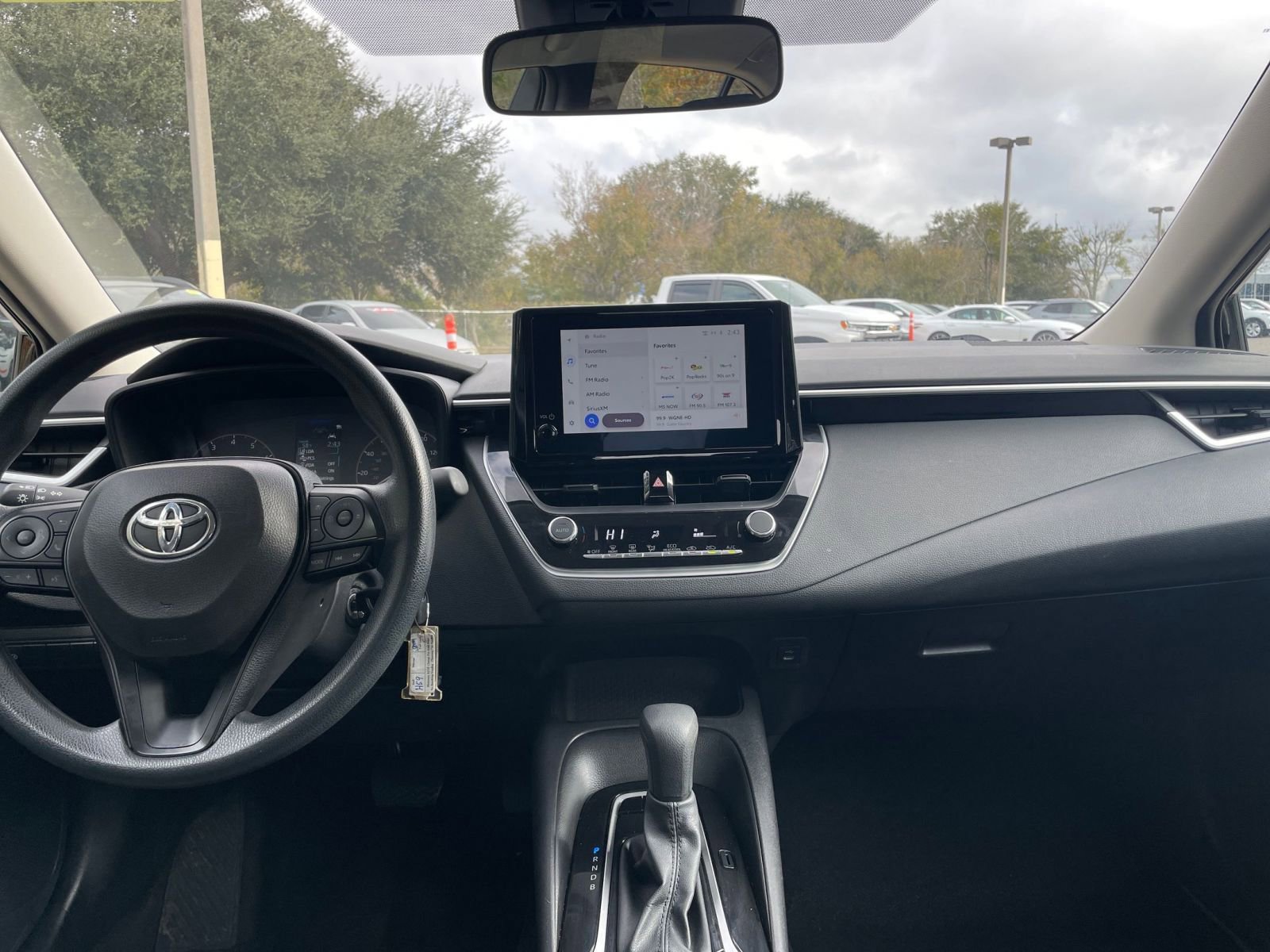 Thumbnail: 2025 Toyota Corolla - 18