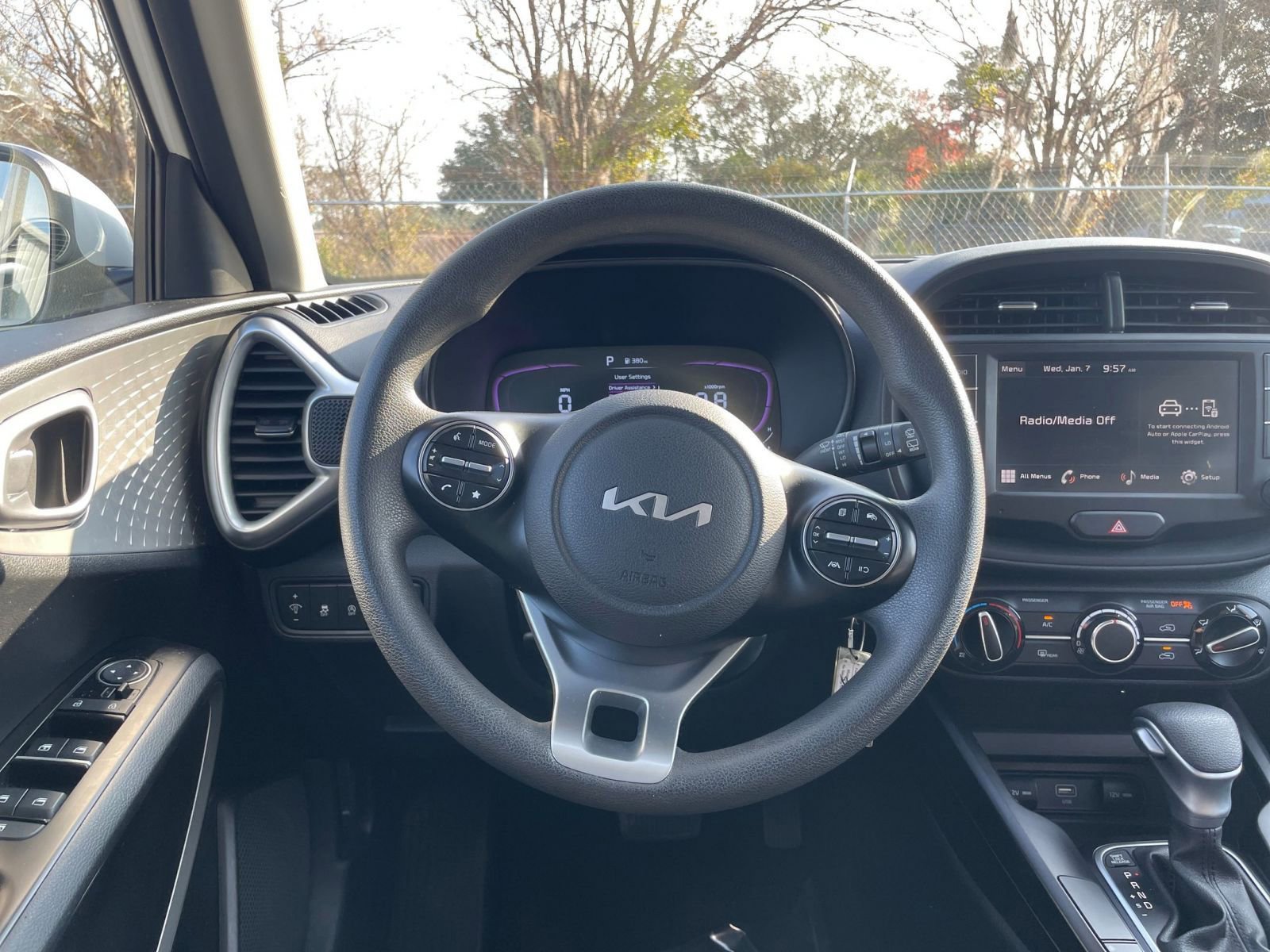 Thumbnail: 2025 Kia Soul - 25