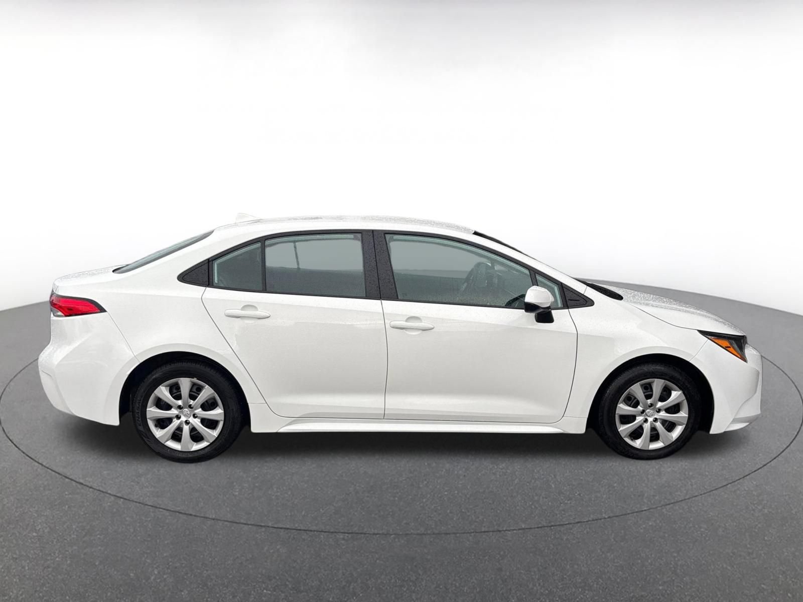 Thumbnail: 2025 Toyota Corolla - 12