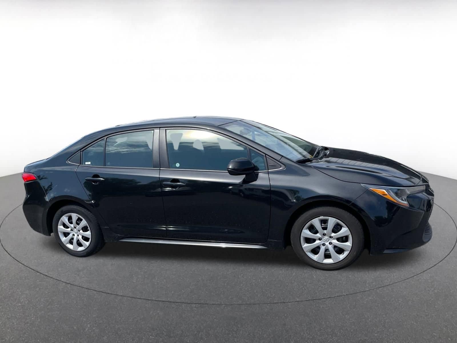 Thumbnail: 2022 Toyota Corolla - 8