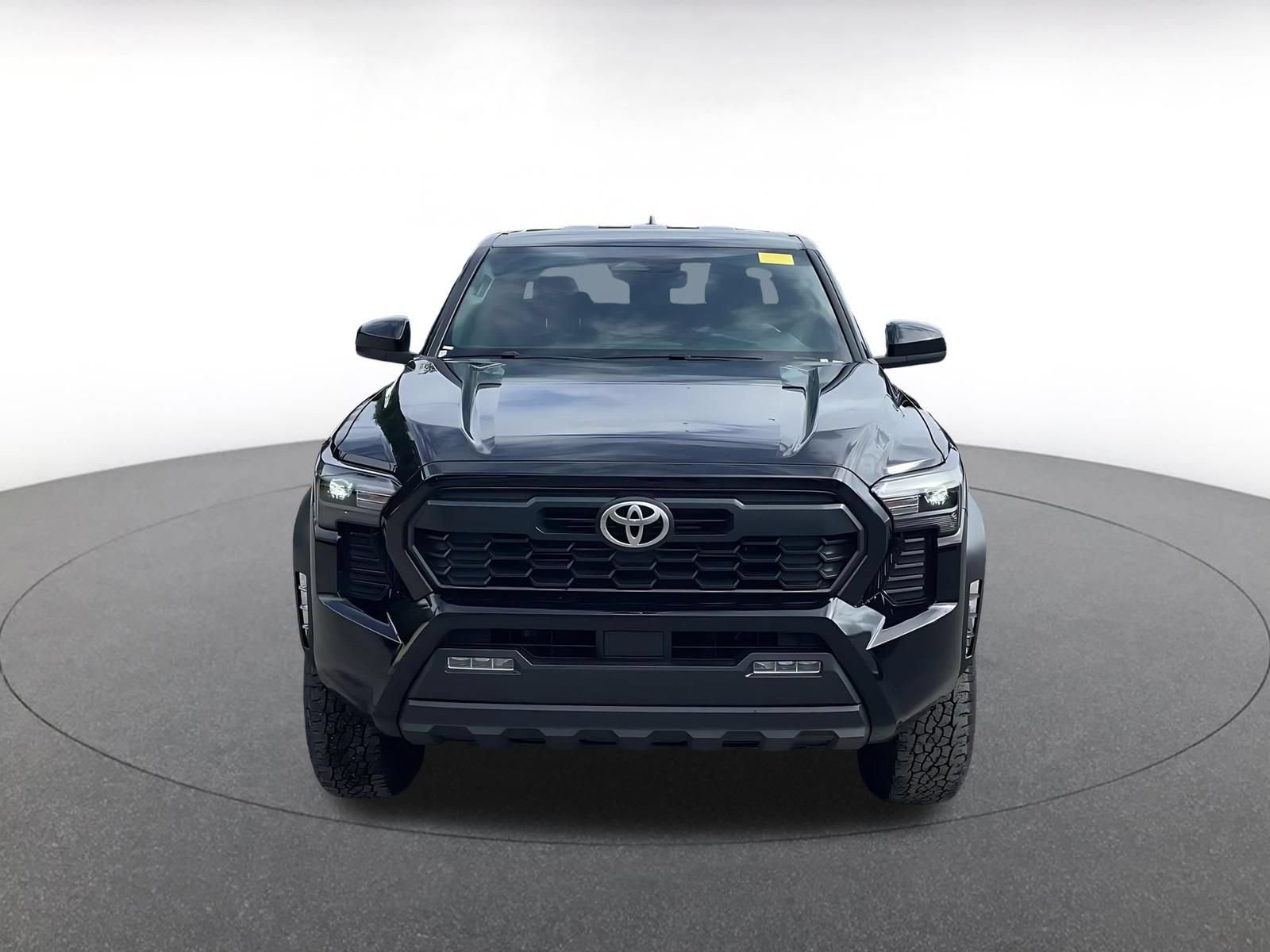 Thumbnail: 2025 Toyota Tacoma - 3