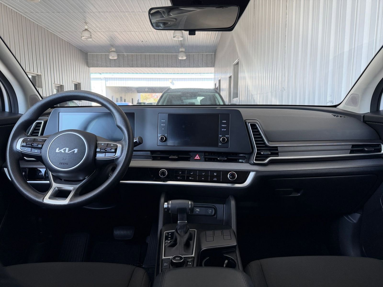 Thumbnail: 2025 Kia Sportage - 32