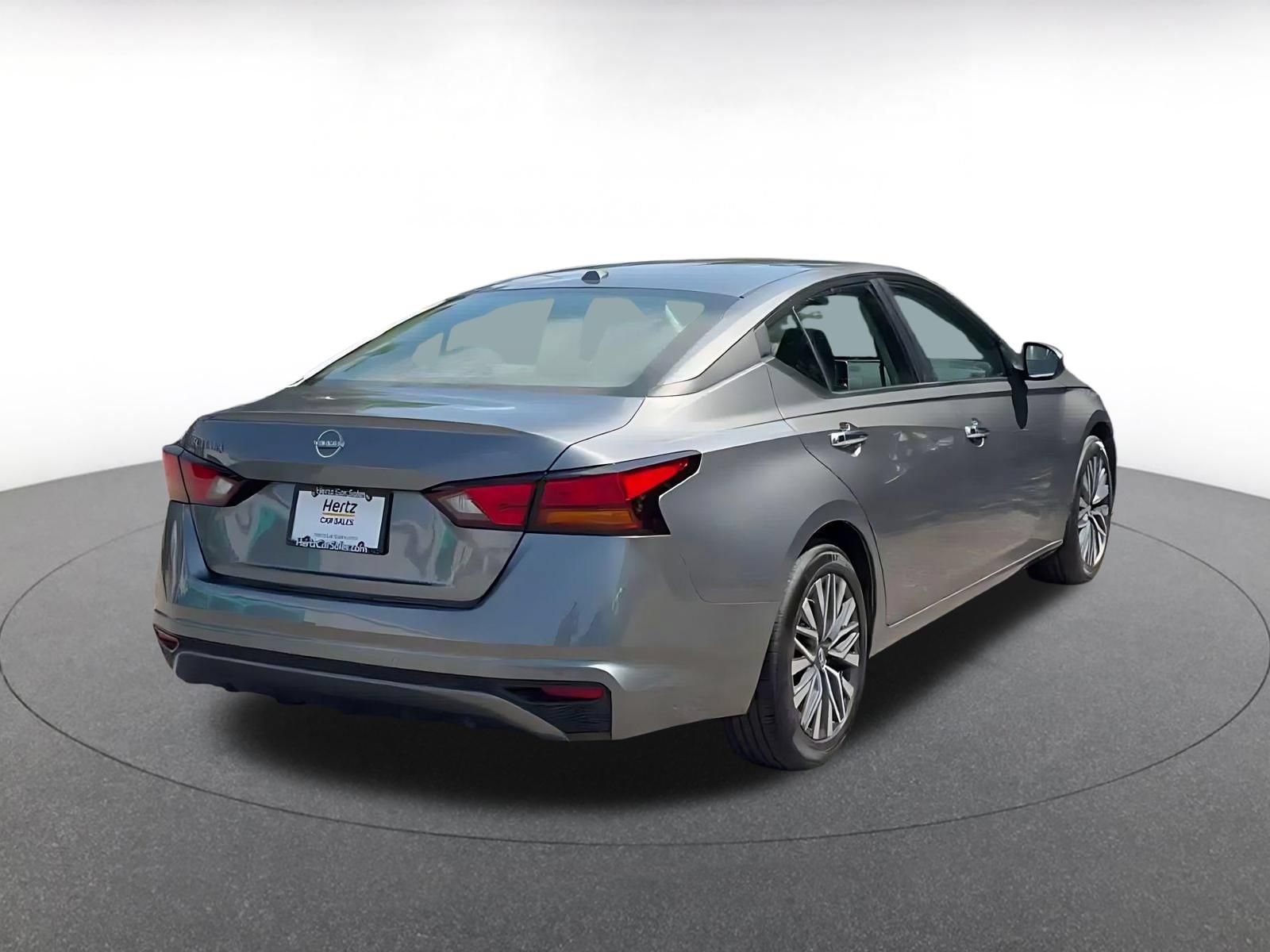 Thumbnail: 2025 Nissan Altima - 14
