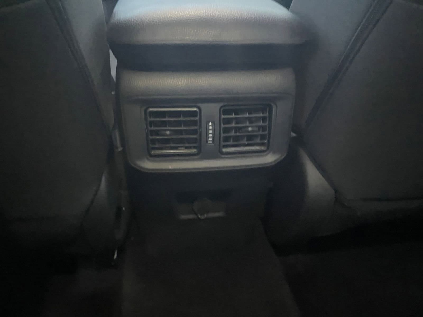 Thumbnail: 2025 Toyota RAV4 - 22