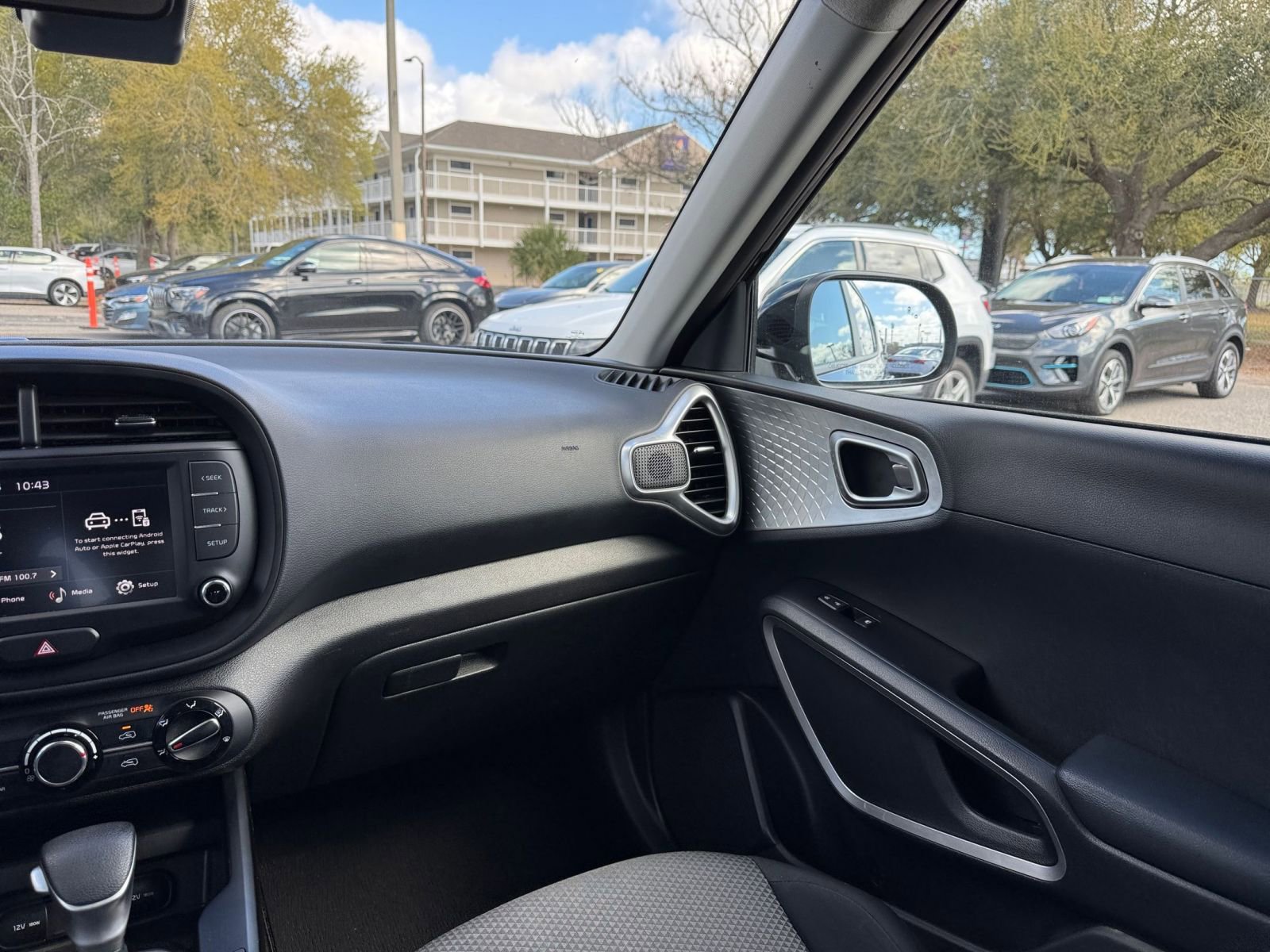 Thumbnail: 2025 Kia Soul - 31