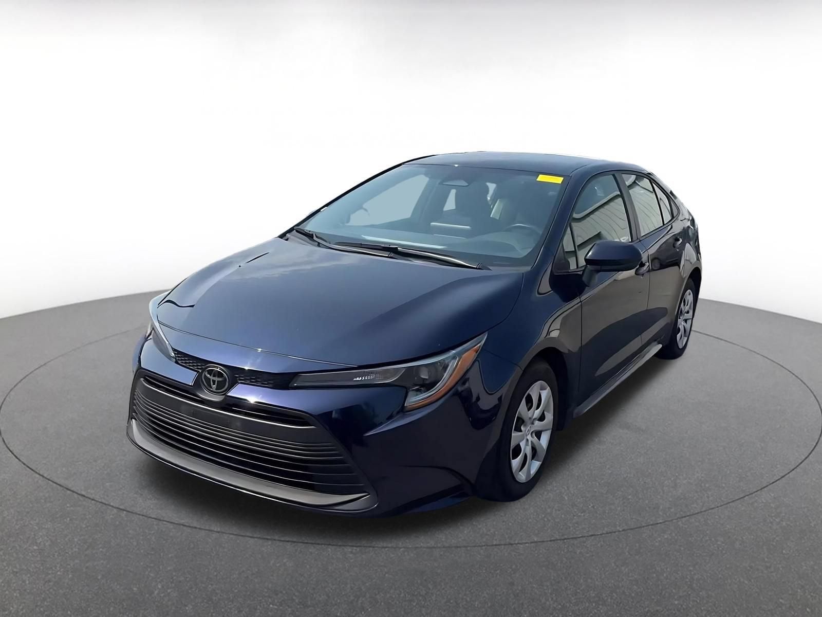 Thumbnail: 2025 Toyota Corolla - 4