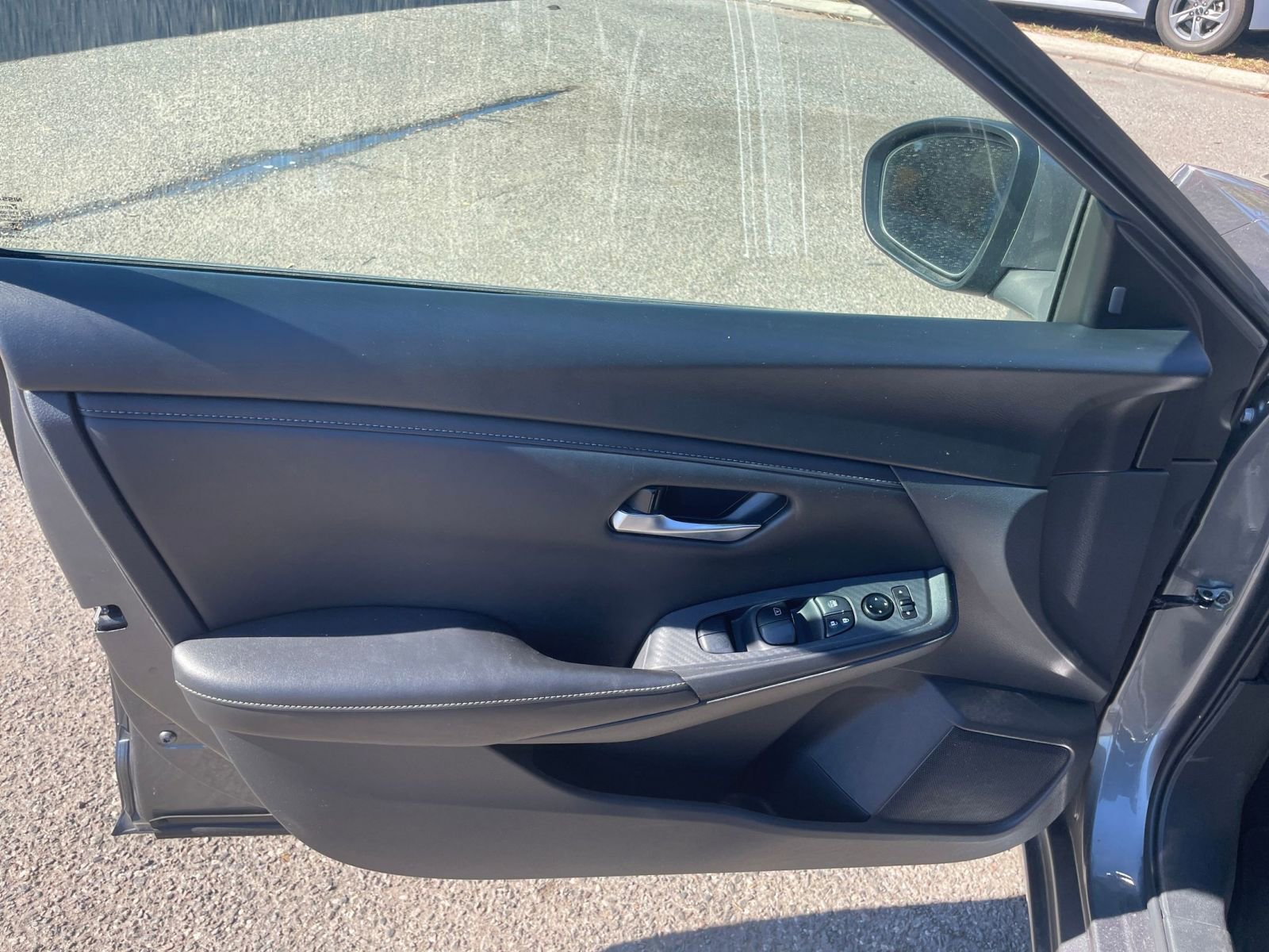 Thumbnail: 2023 Nissan Sentra - 18