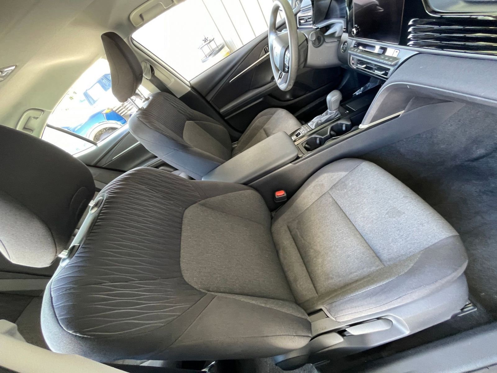 Thumbnail: 2025 Toyota Camry - 34