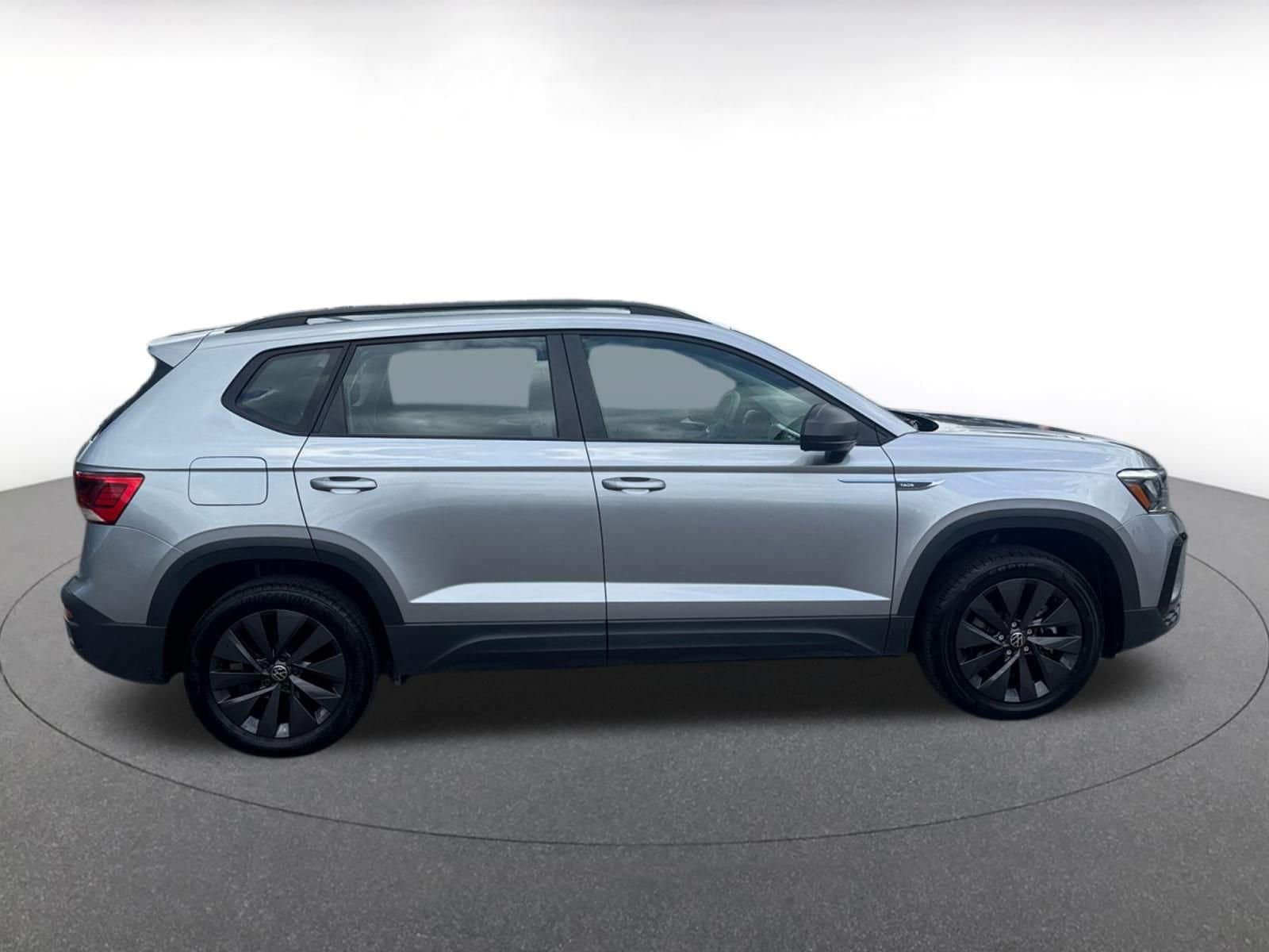 Thumbnail: 2024 Volkswagen Taos - 12