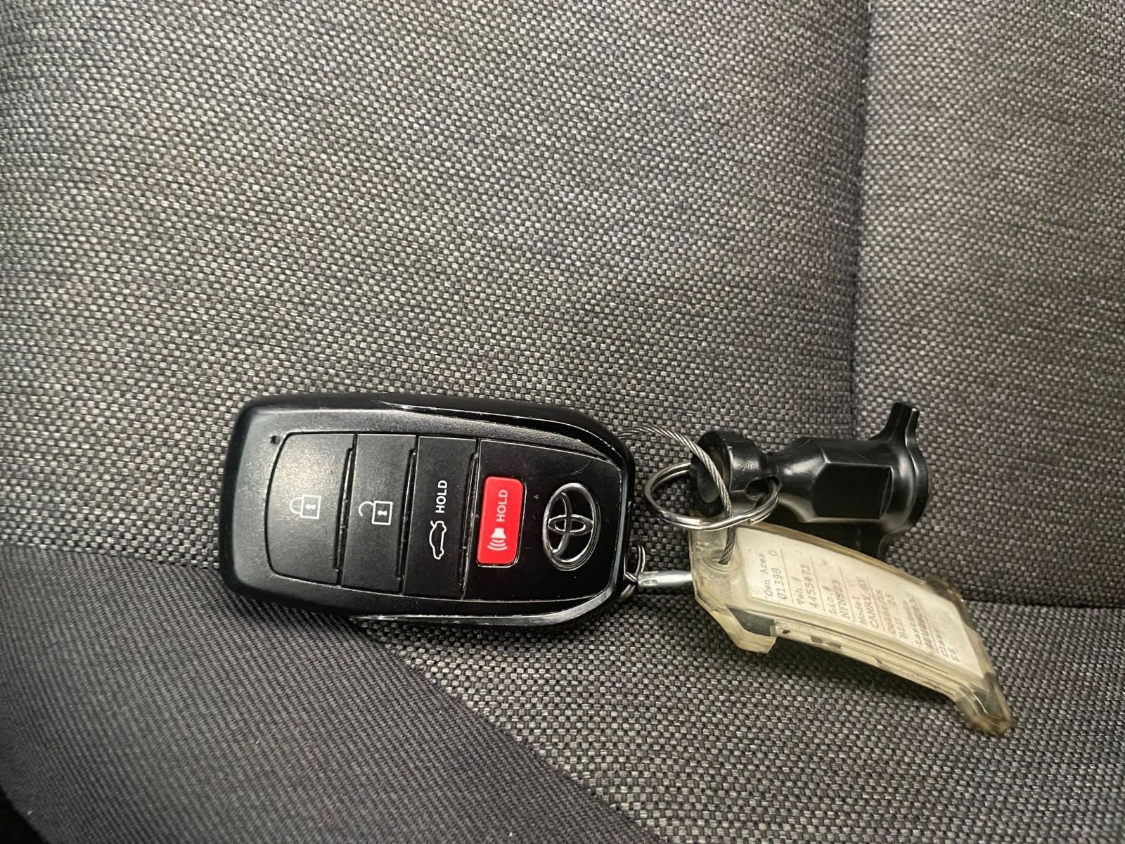 Thumbnail: 2025 Toyota Camry - 21