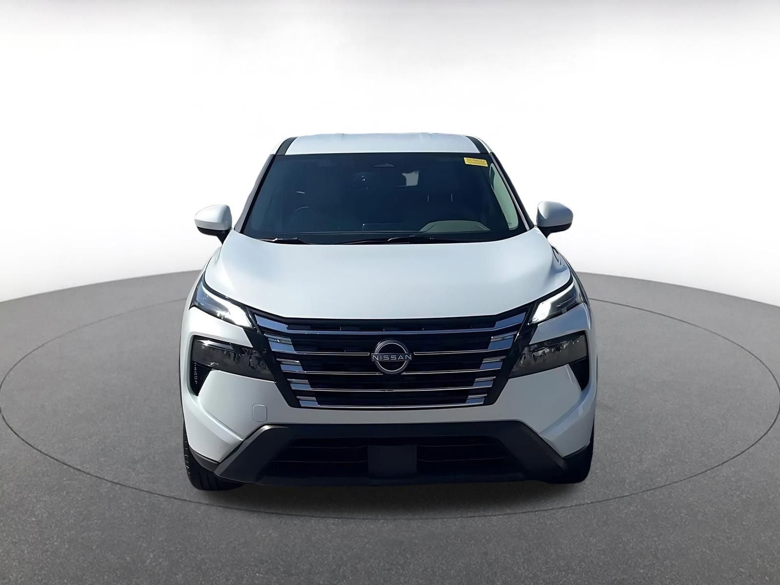 Thumbnail: 2025 Nissan Rogue - 3