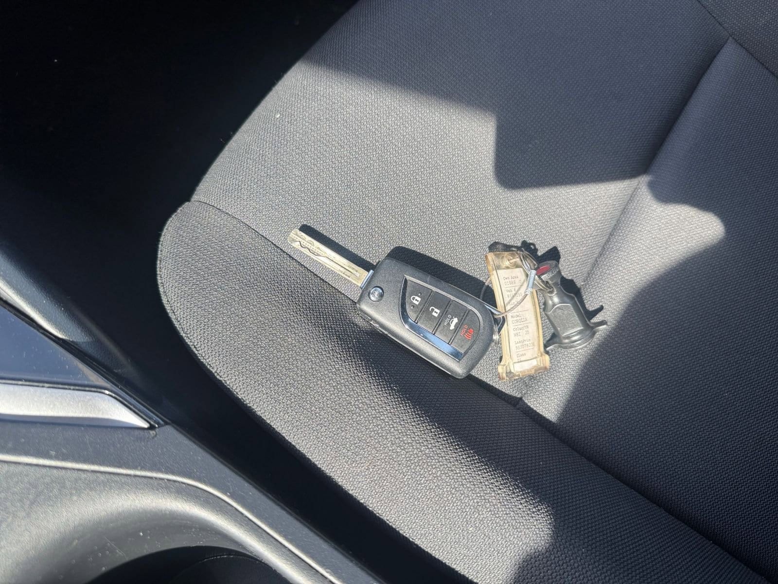 Thumbnail: 2025 Toyota Corolla - 22