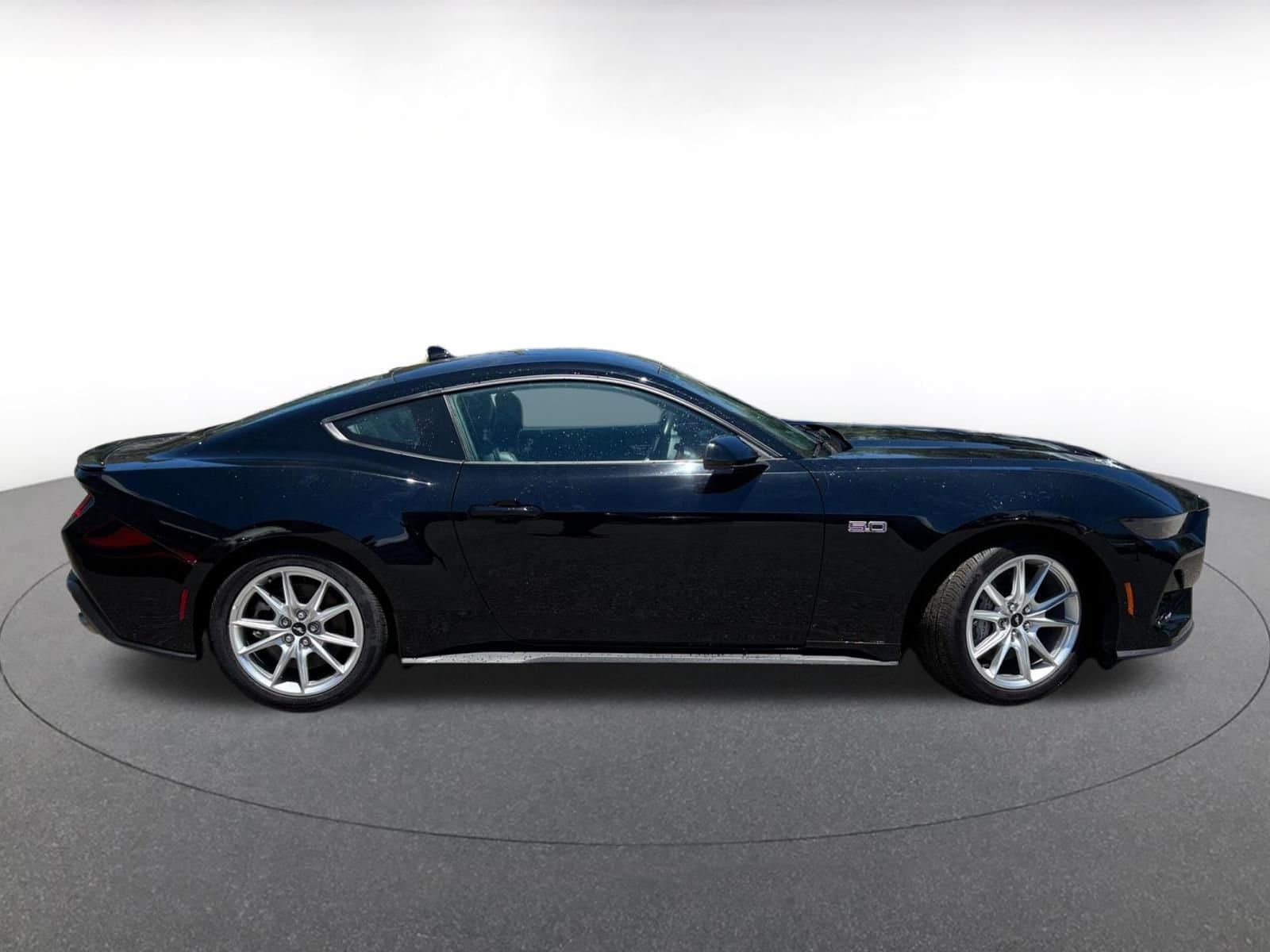 Thumbnail: 2025 Ford Mustang - 7