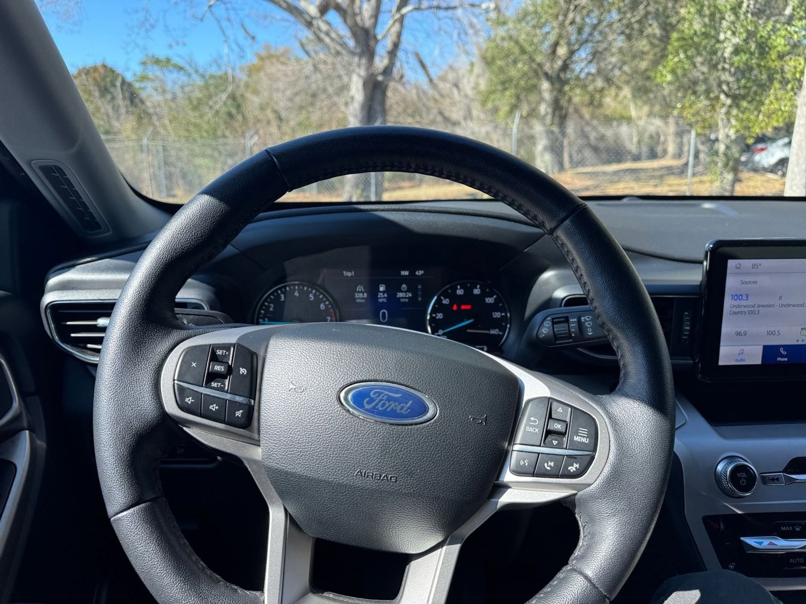 Thumbnail: 2024 Ford Explorer - 28