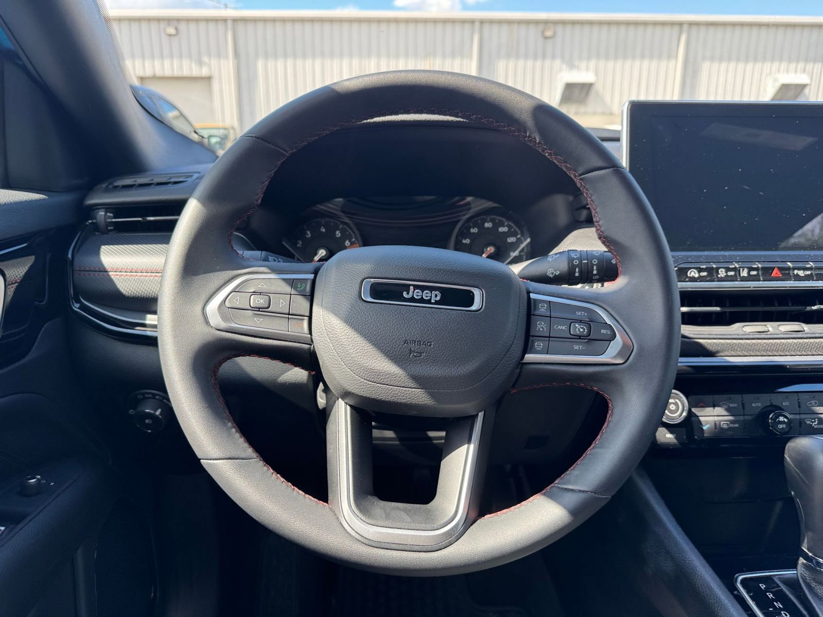 Thumbnail: 2025 Jeep Compass - 27