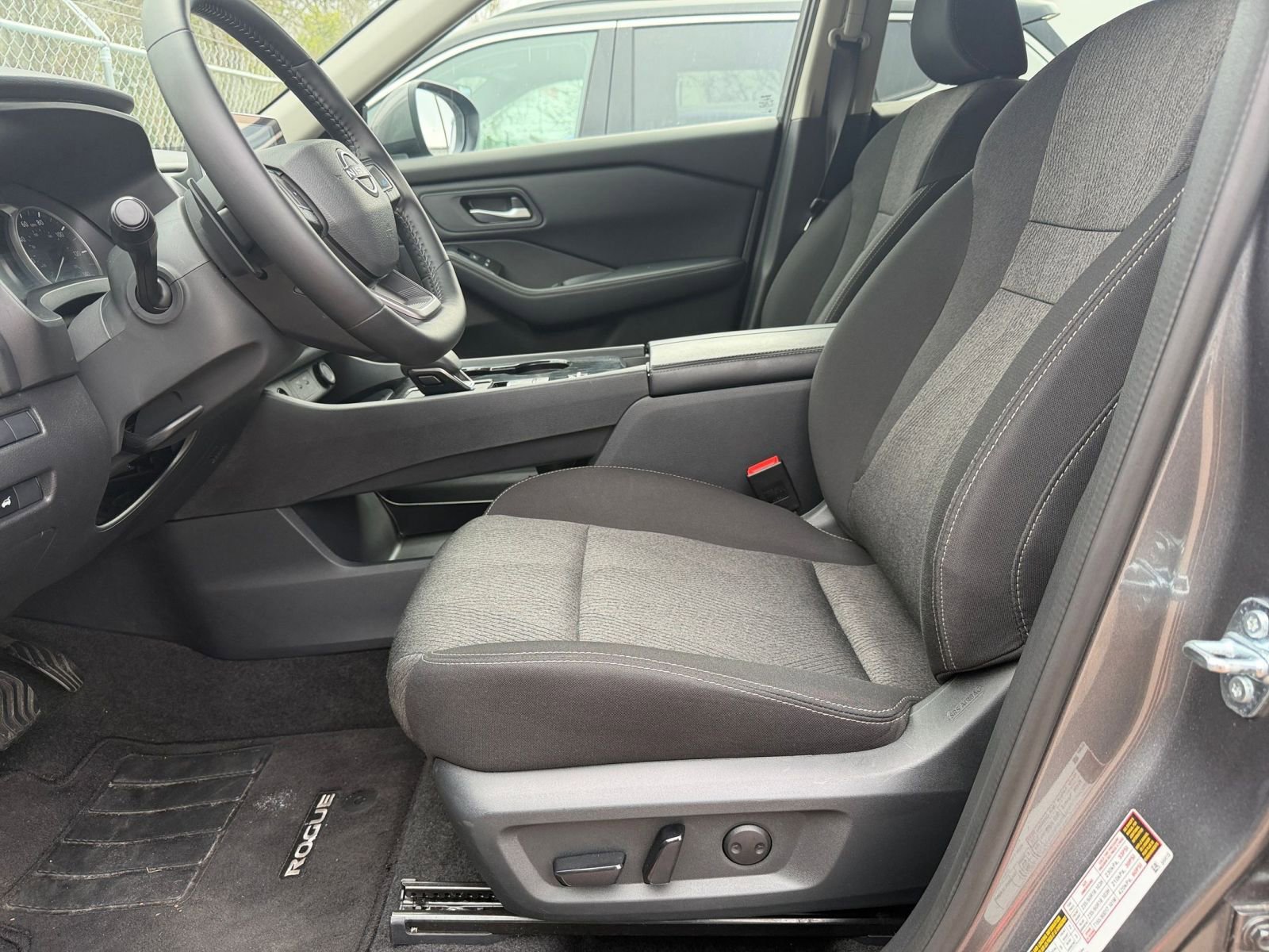 Thumbnail: 2025 Nissan Rogue - 28