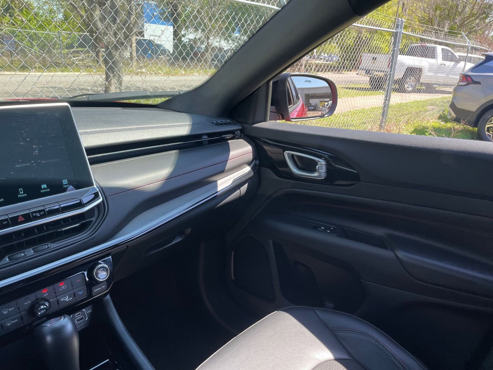 Thumbnail: 2025 Jeep Compass - 33