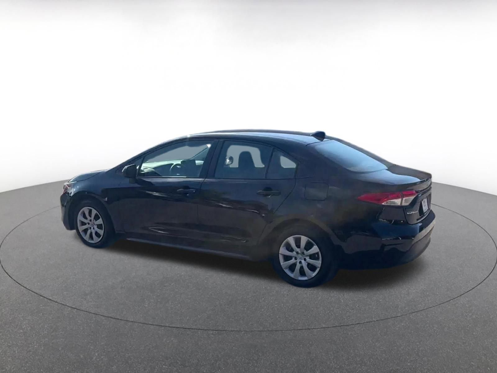 Thumbnail: 2025 Toyota Corolla - 9