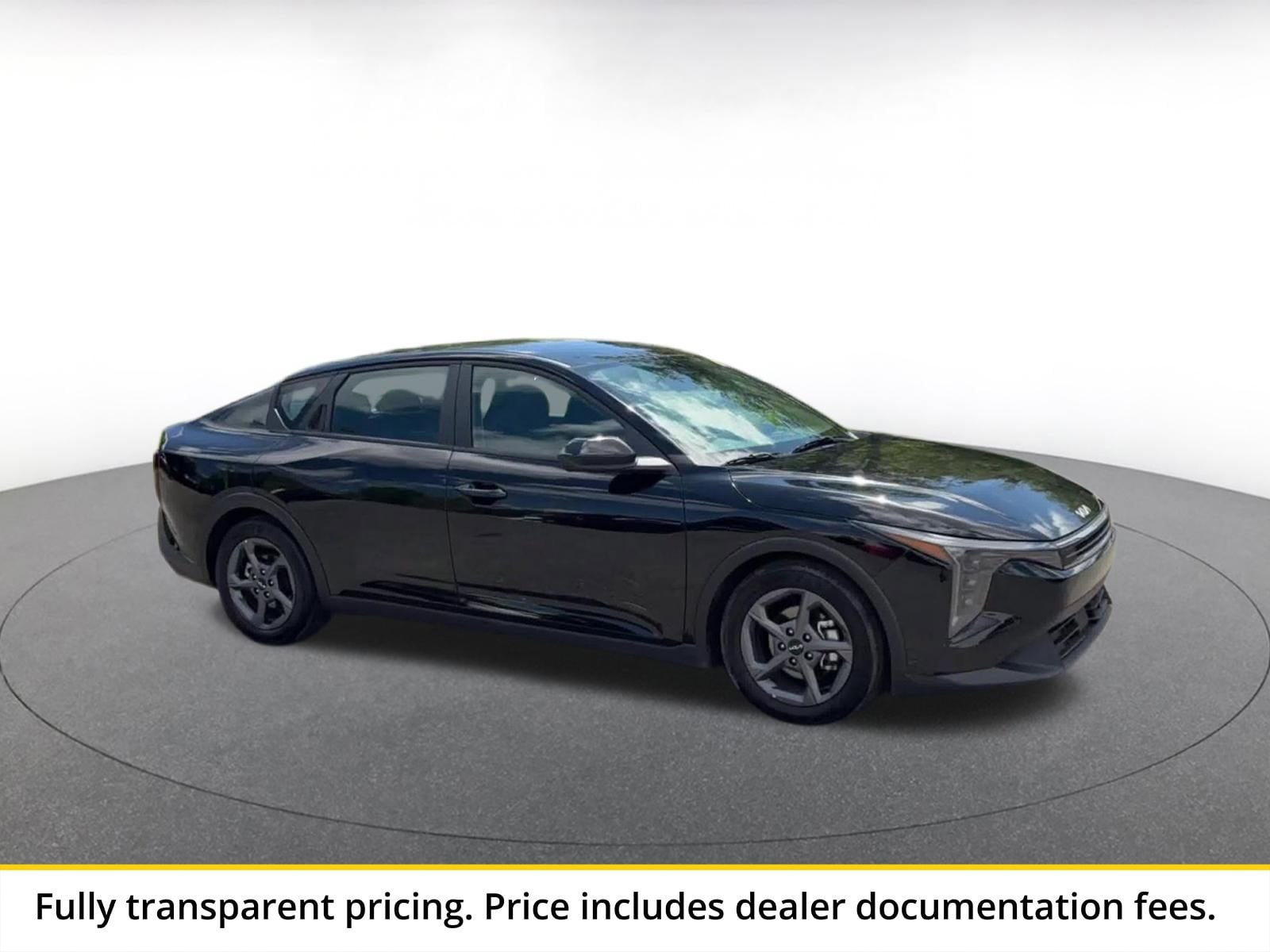 Thumbnail: 2025 Kia K4 - 1