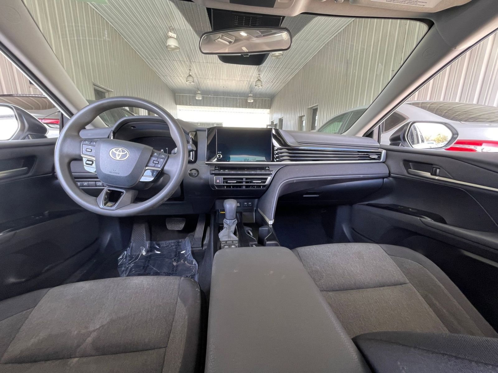 Thumbnail: 2025 Toyota Camry - 31