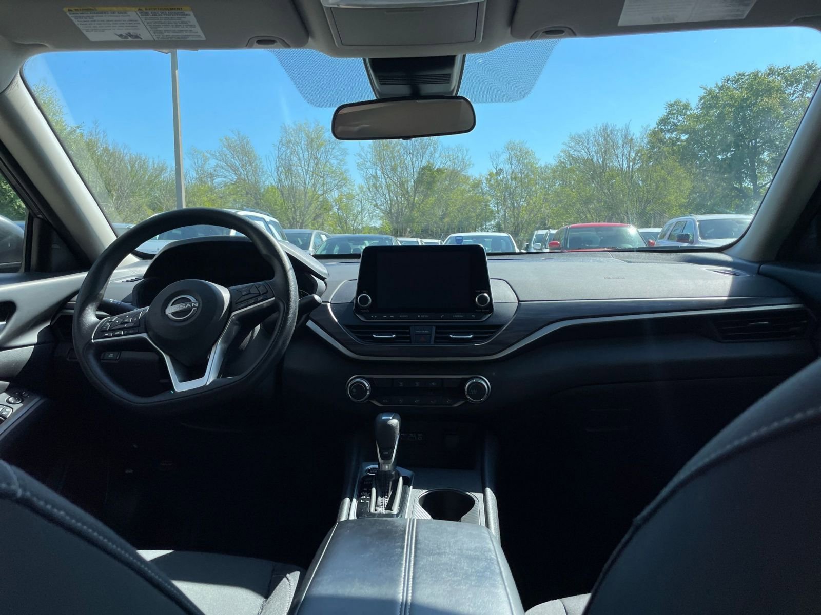 Thumbnail: 2025 Nissan Altima - 32