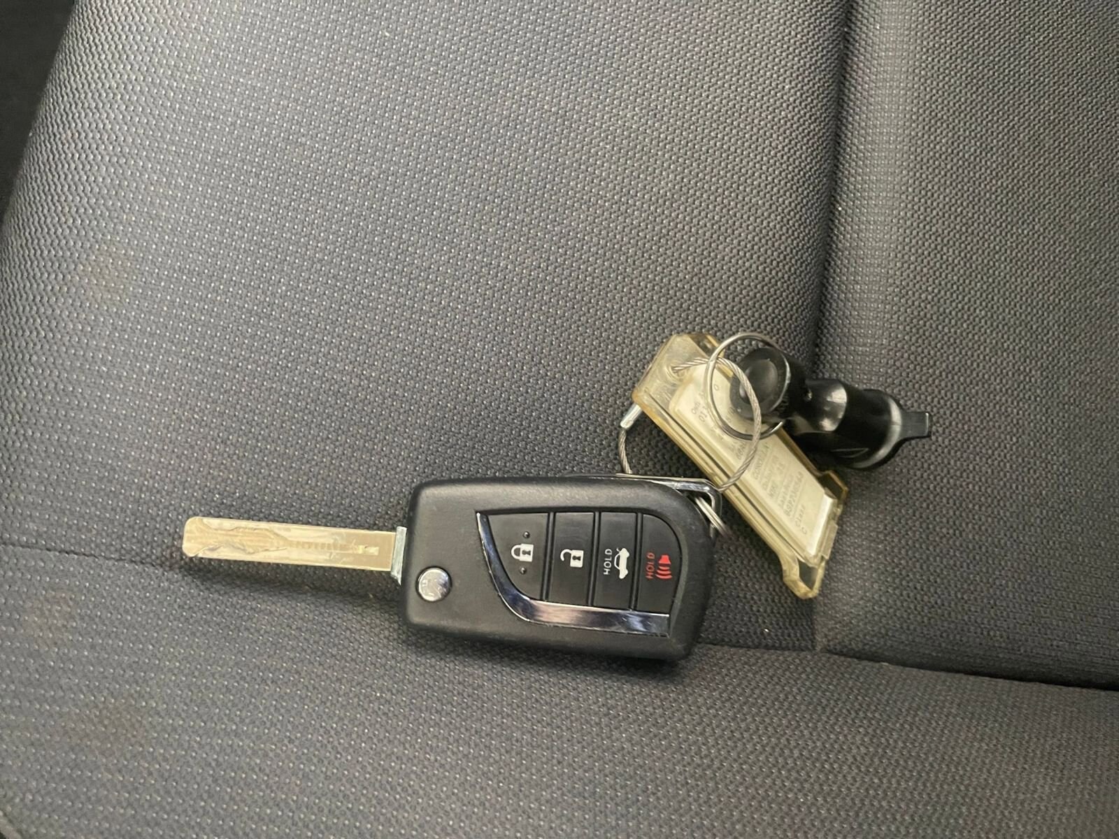 Thumbnail: 2025 Toyota Corolla - 21