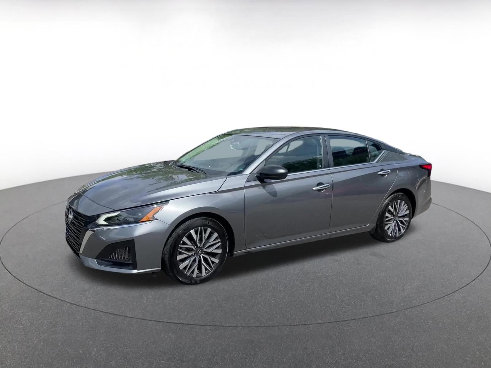 Thumbnail: 2025 Nissan Altima - 7