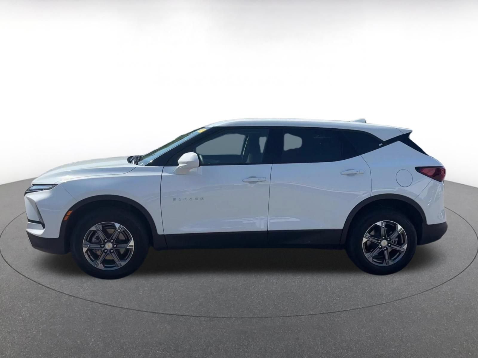 Thumbnail: 2026 Chevrolet Blazer - 6