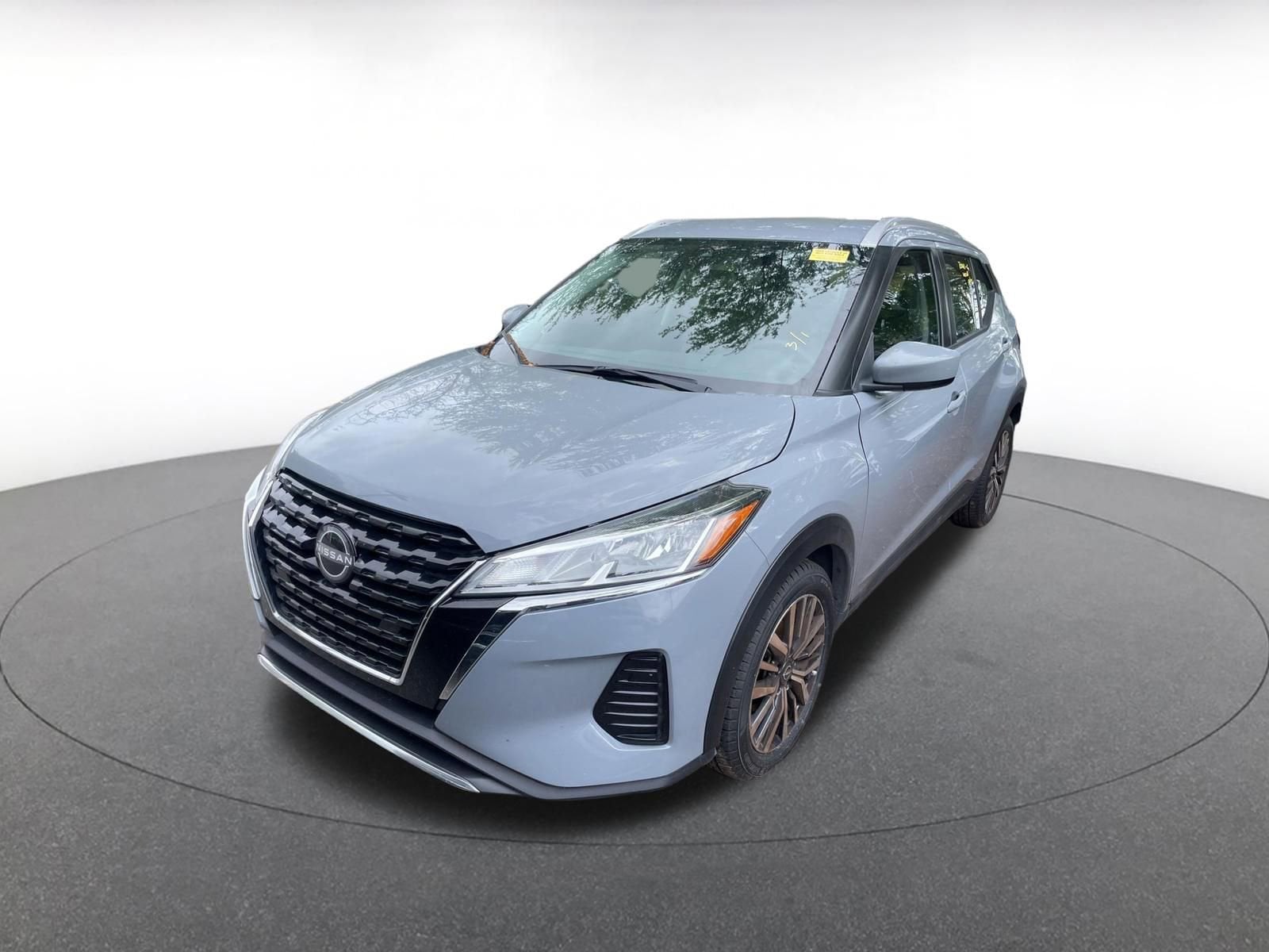 Thumbnail: 2023 Nissan Kicks - 2