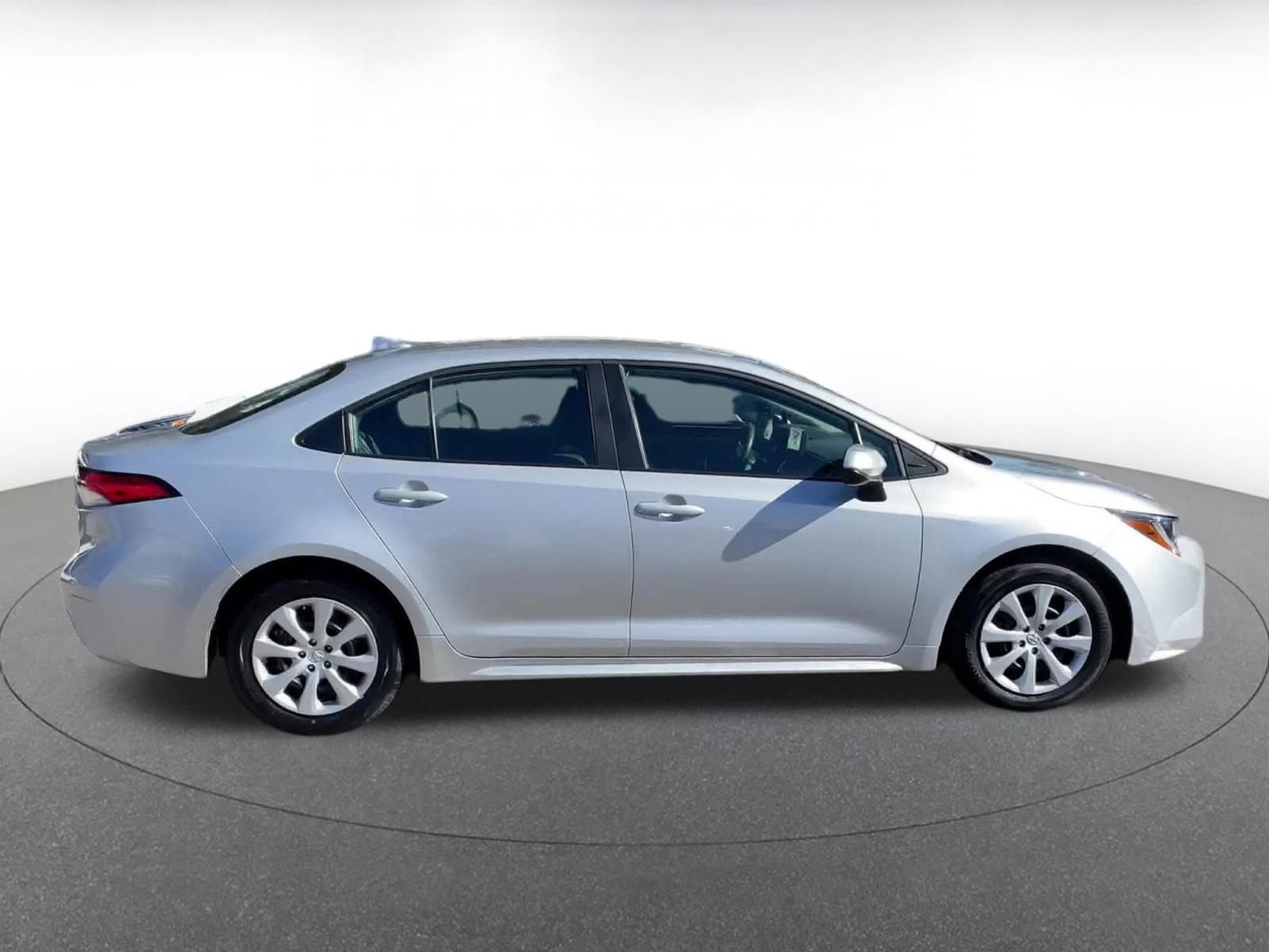 Thumbnail: 2025 Toyota Corolla - 16