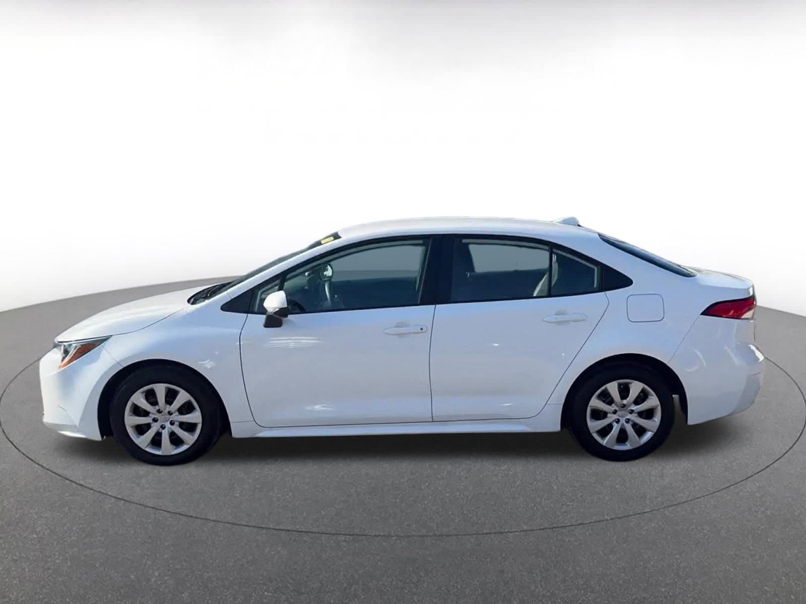 Thumbnail: 2025 Toyota Corolla - 8