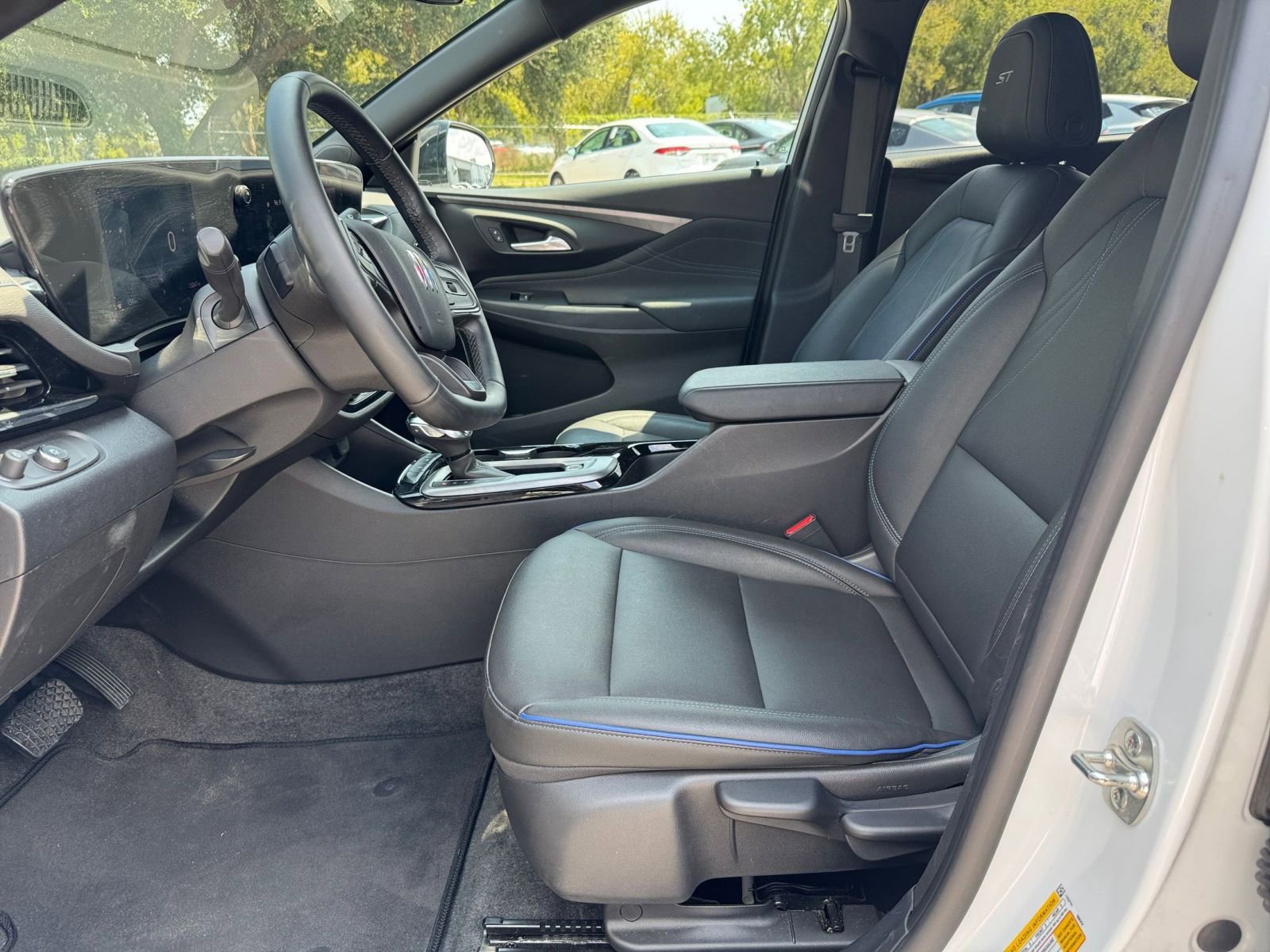 Thumbnail: 2025 Buick Envista - 24