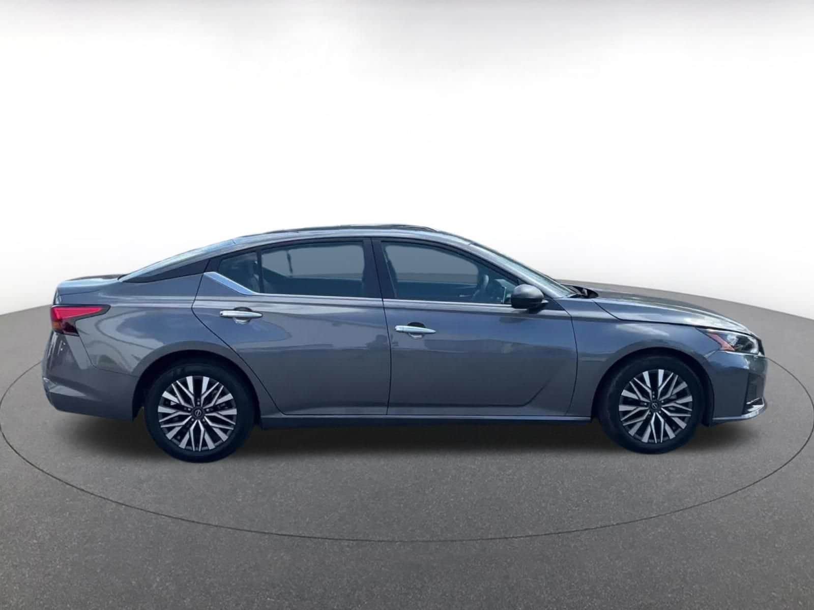 Thumbnail: 2025 Nissan Altima - 16