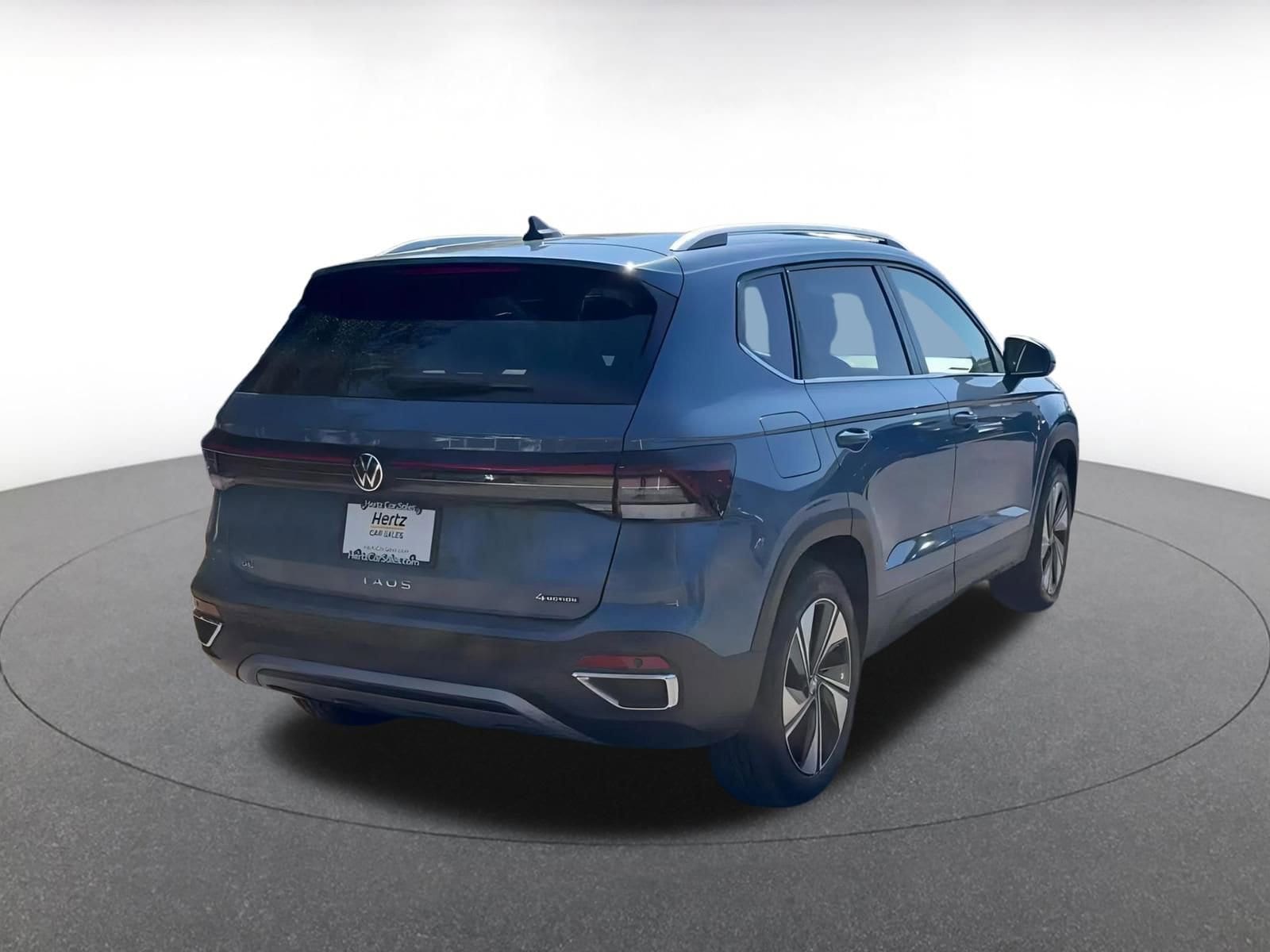 Thumbnail: 2025 Volkswagen Taos - 12