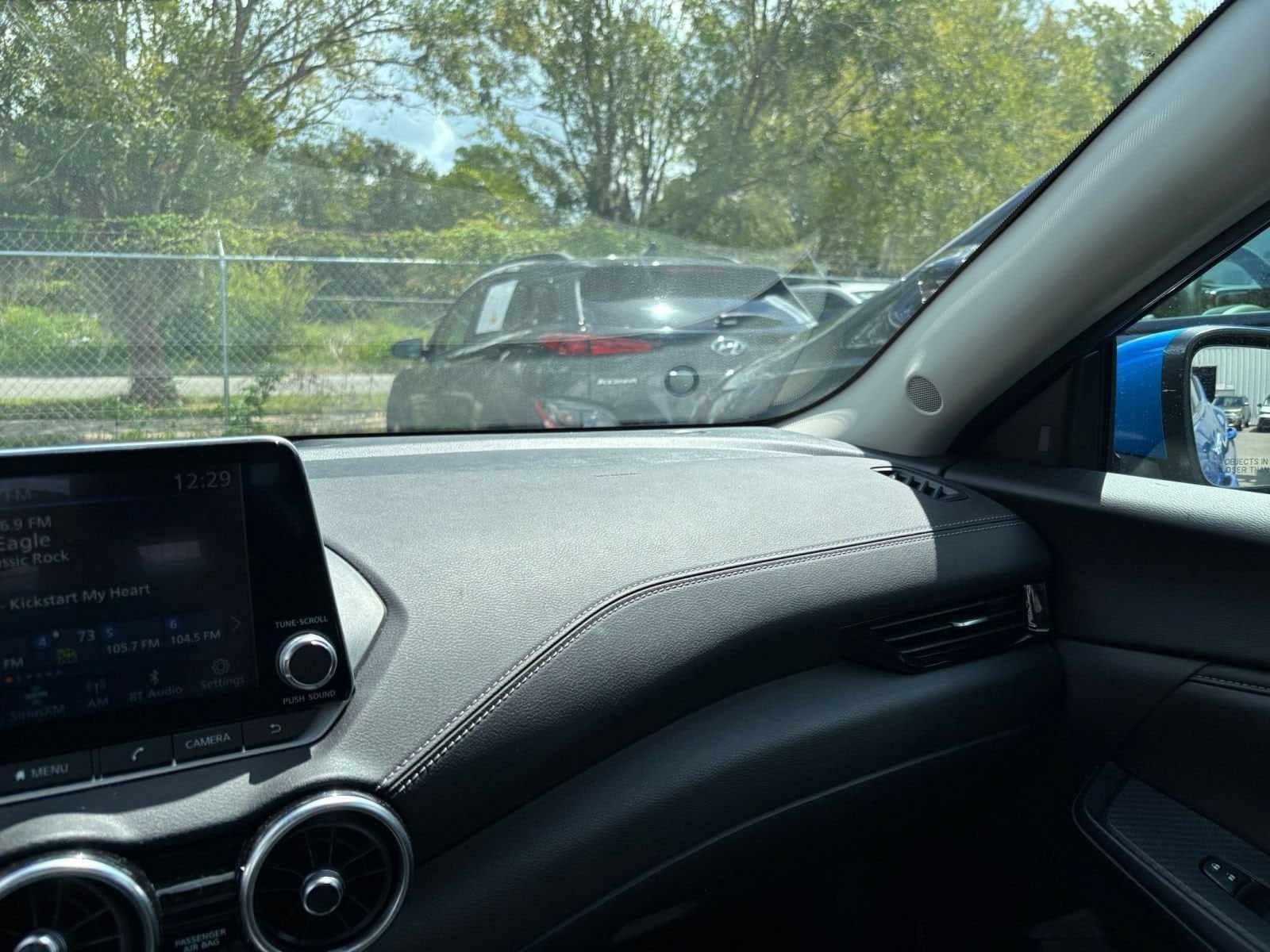 Thumbnail: 2025 Nissan Sentra - 32