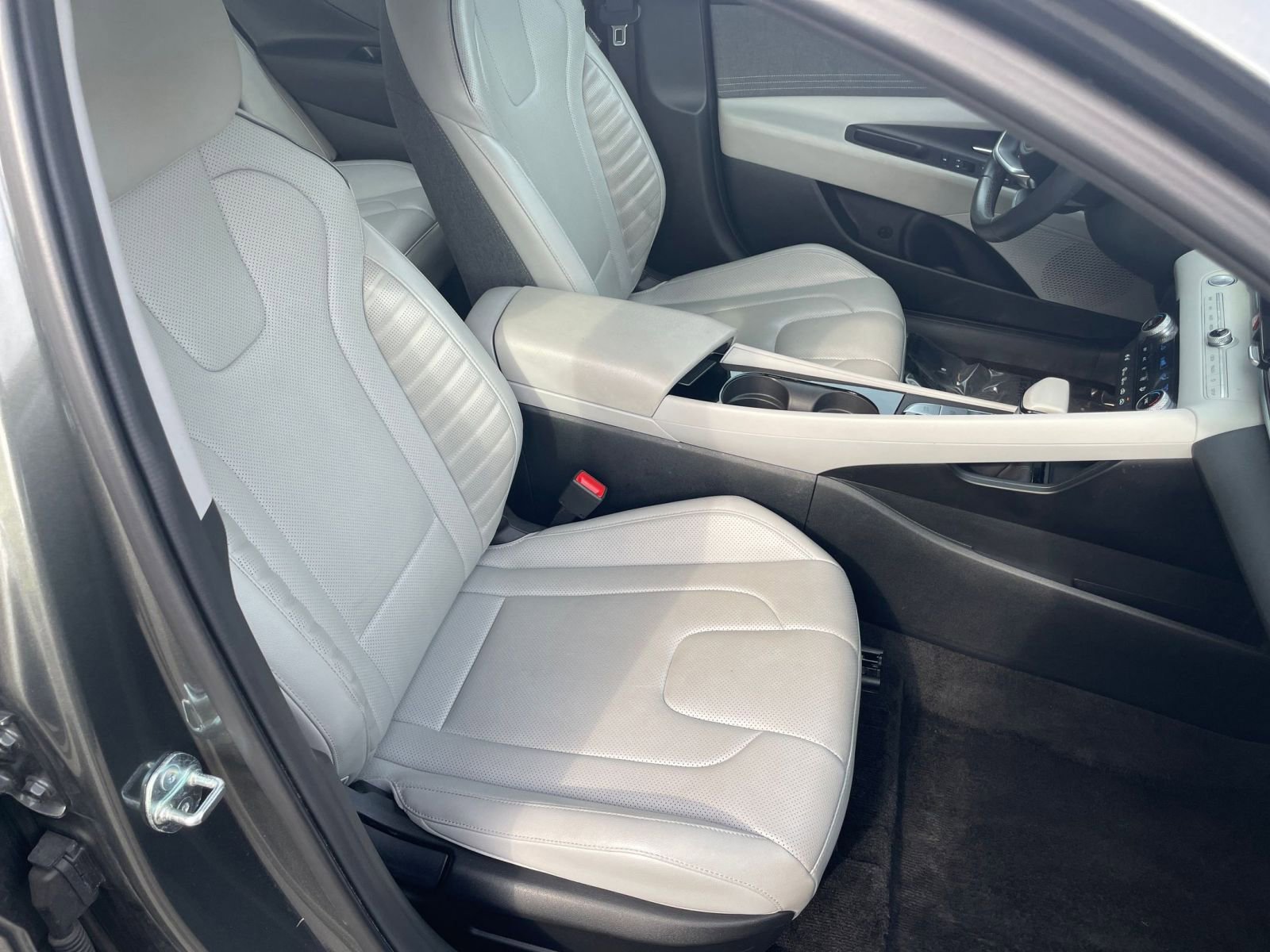 Thumbnail: 2025 Hyundai Elantra - 35