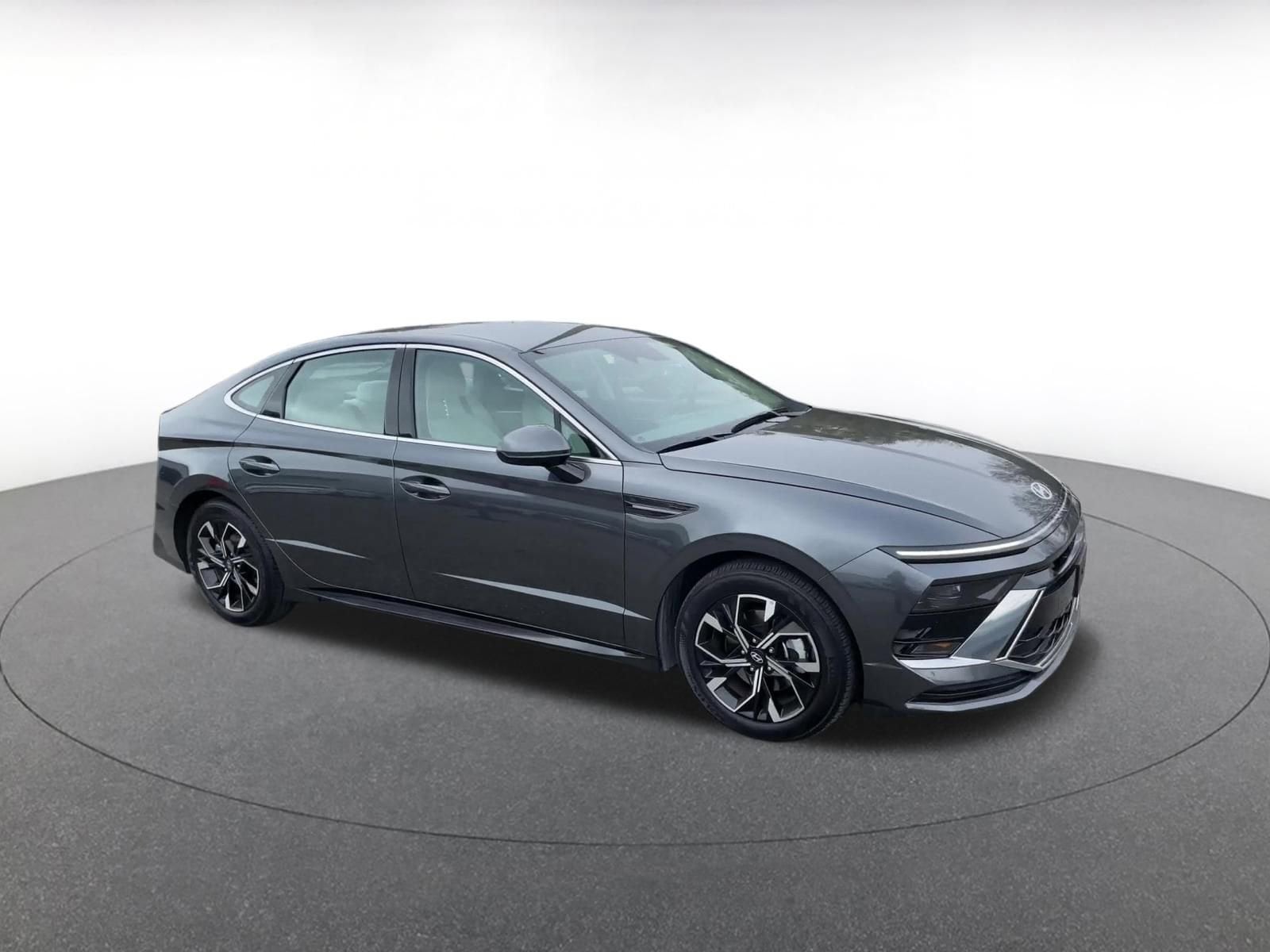 Thumbnail: 2025 Hyundai Sonata - 2