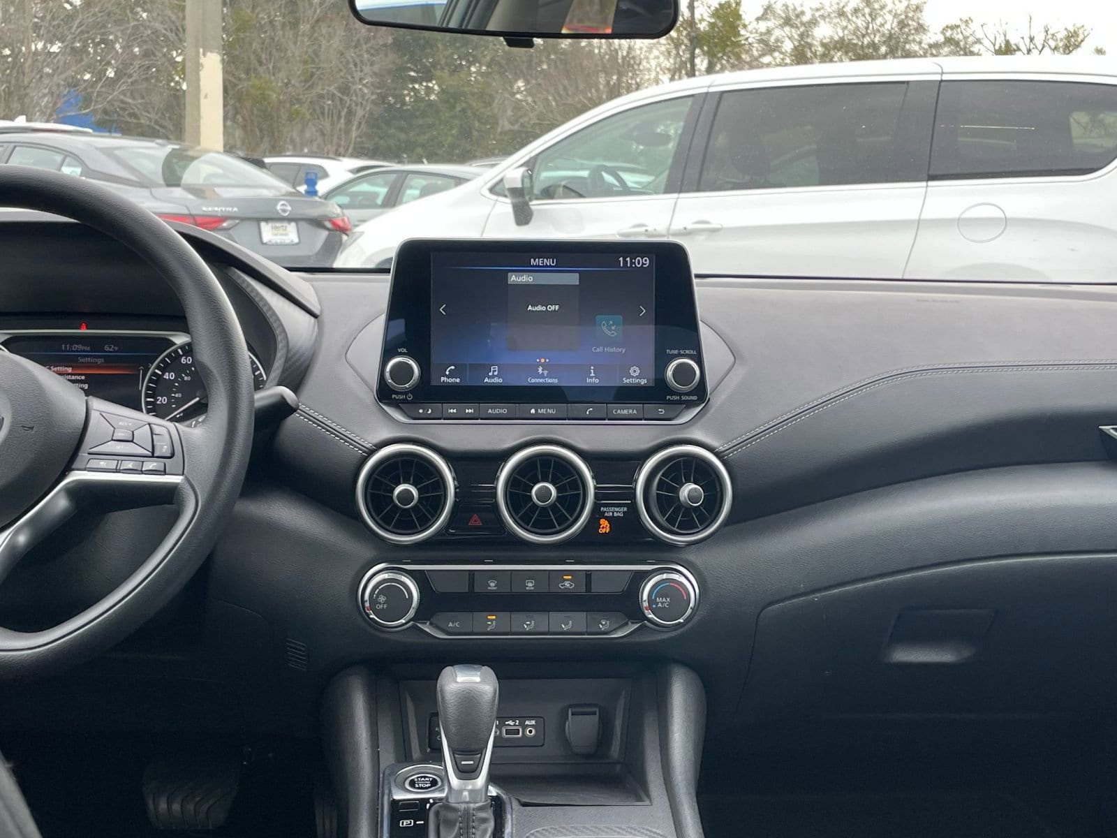 Thumbnail: 2024 Nissan Sentra - 17