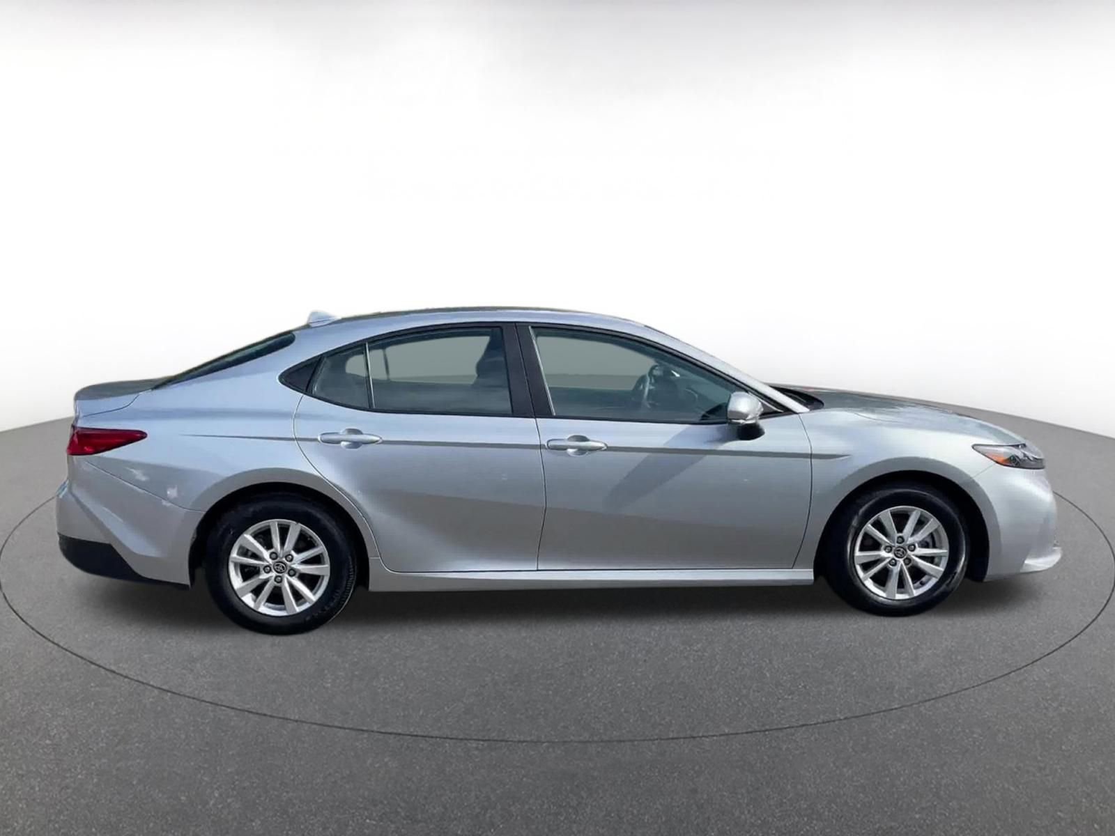 Thumbnail: 2025 Toyota Camry - 16