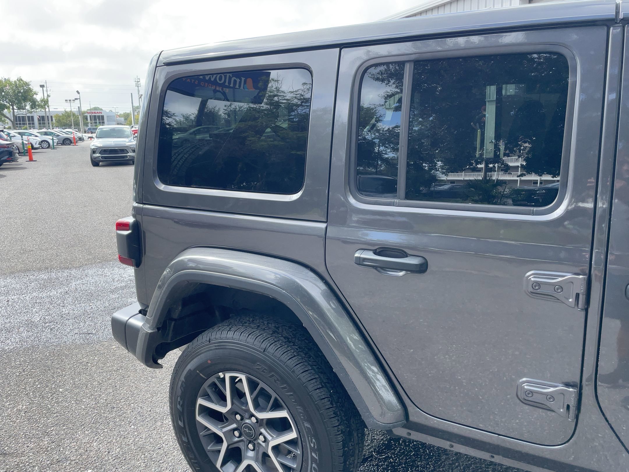 Thumbnail: 2025 Jeep Wrangler - 11