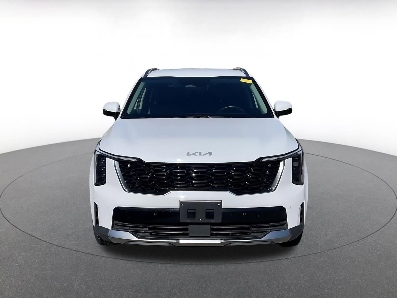 Thumbnail: 2024 Kia Sorento - 3