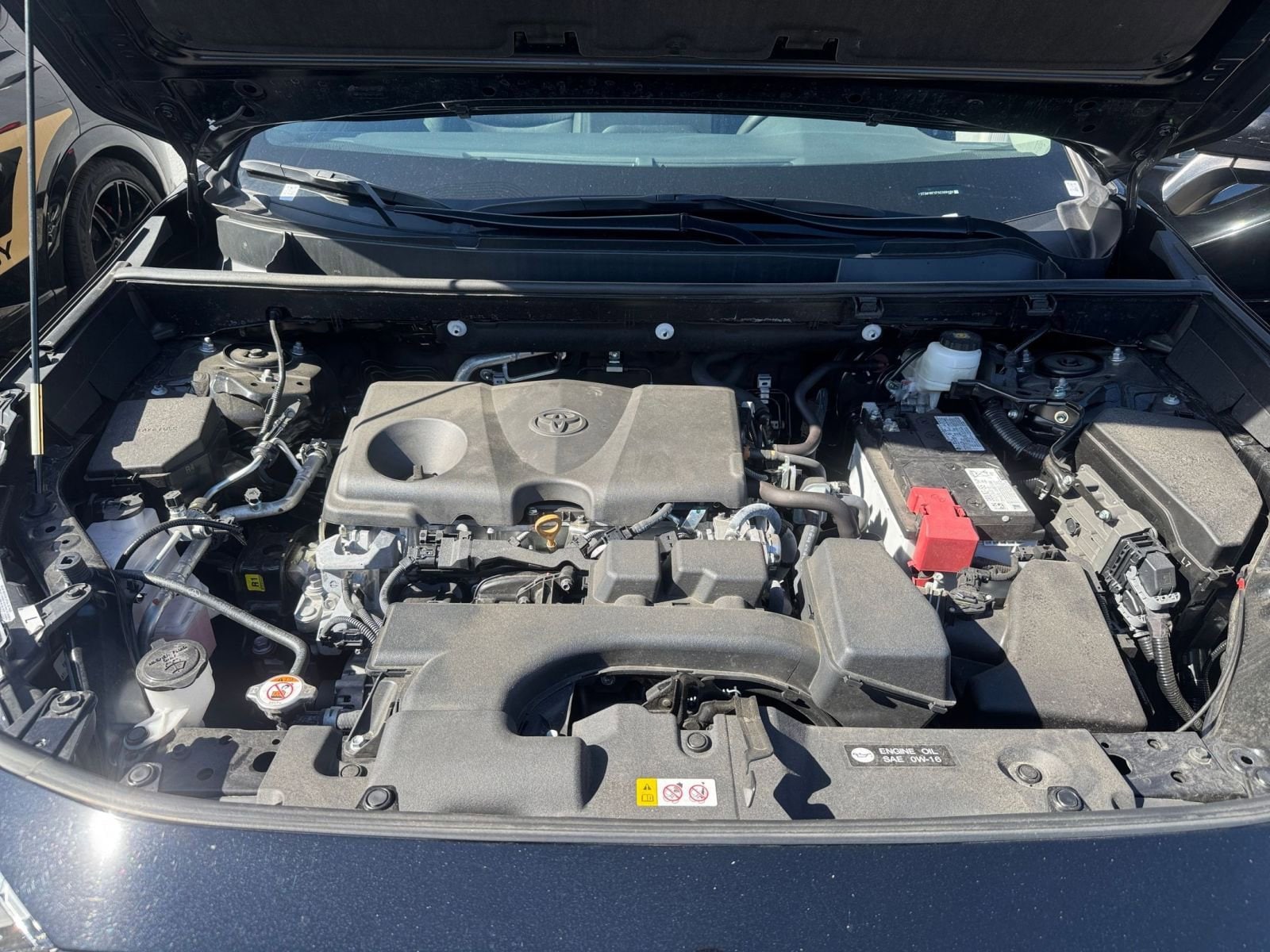 Thumbnail: 2025 Toyota RAV4 - 32