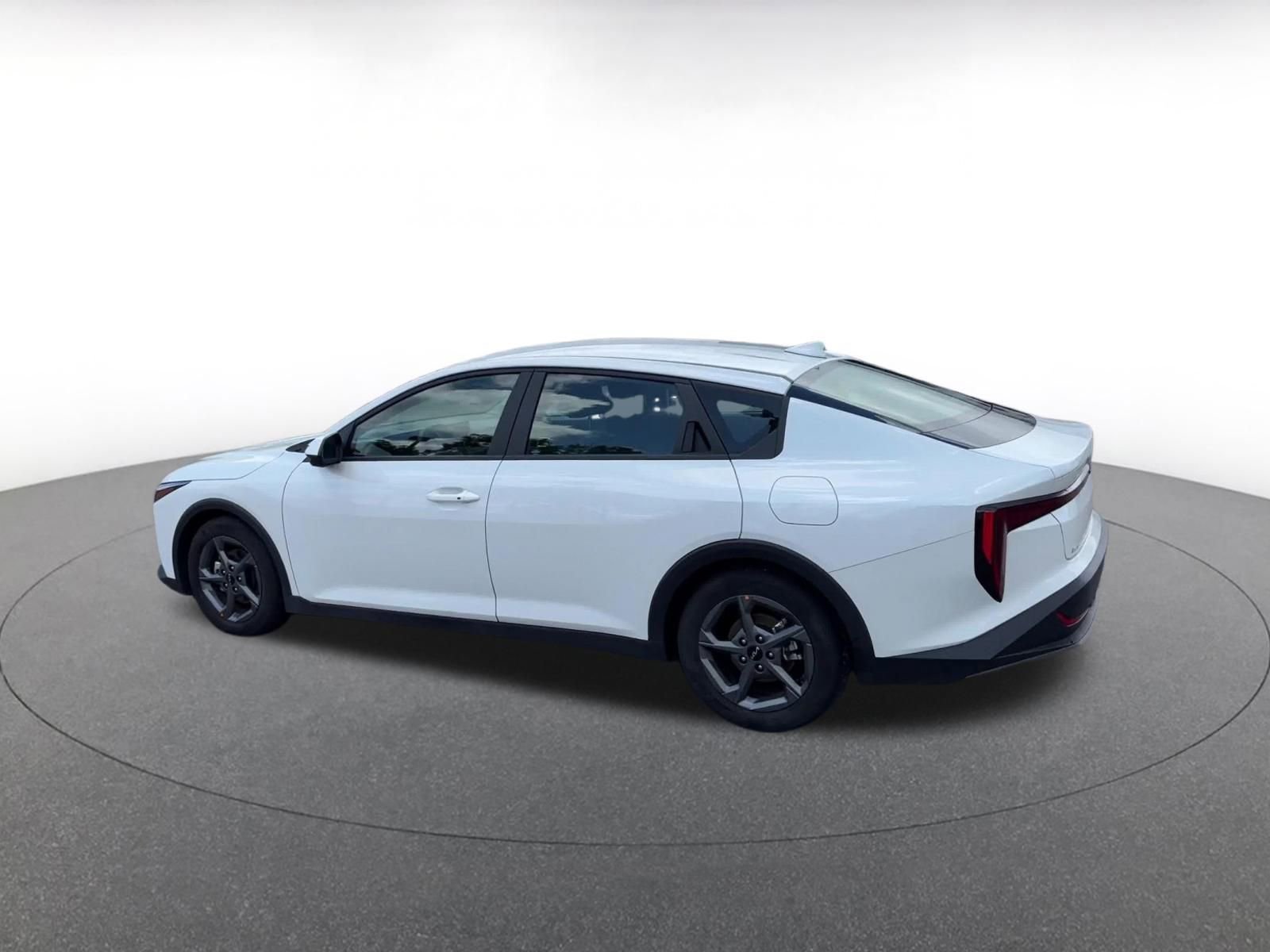 Thumbnail: 2025 Kia K4 - 9