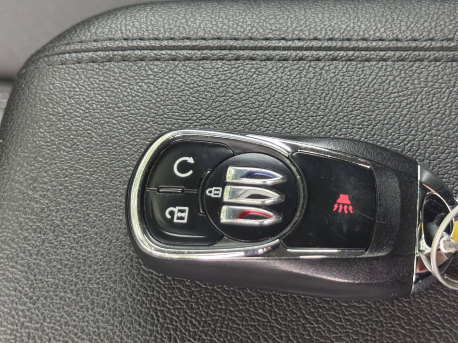 Thumbnail: 2025 Buick Encore GX - 21
