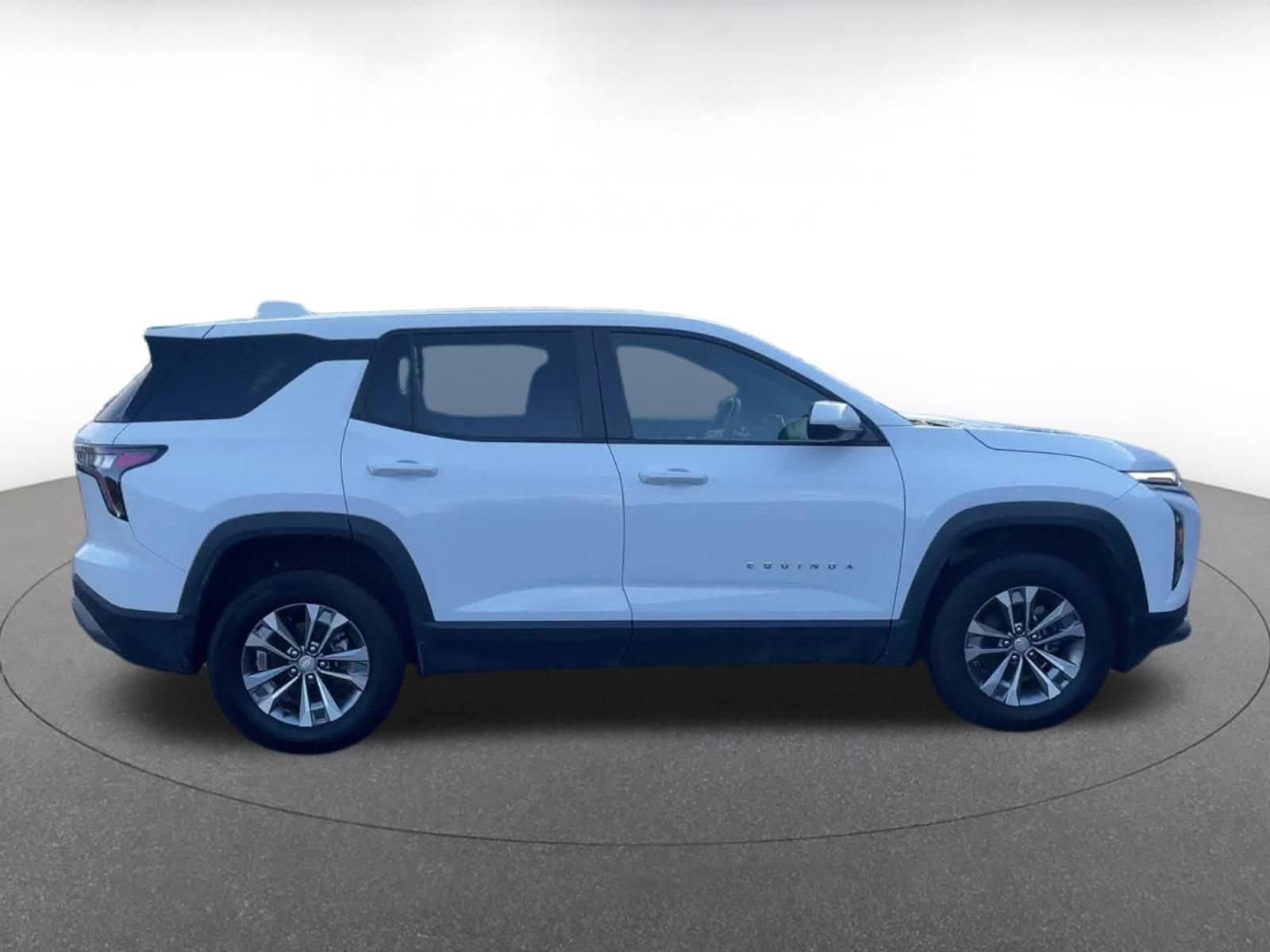 Thumbnail: 2025 Chevrolet Equinox - 16